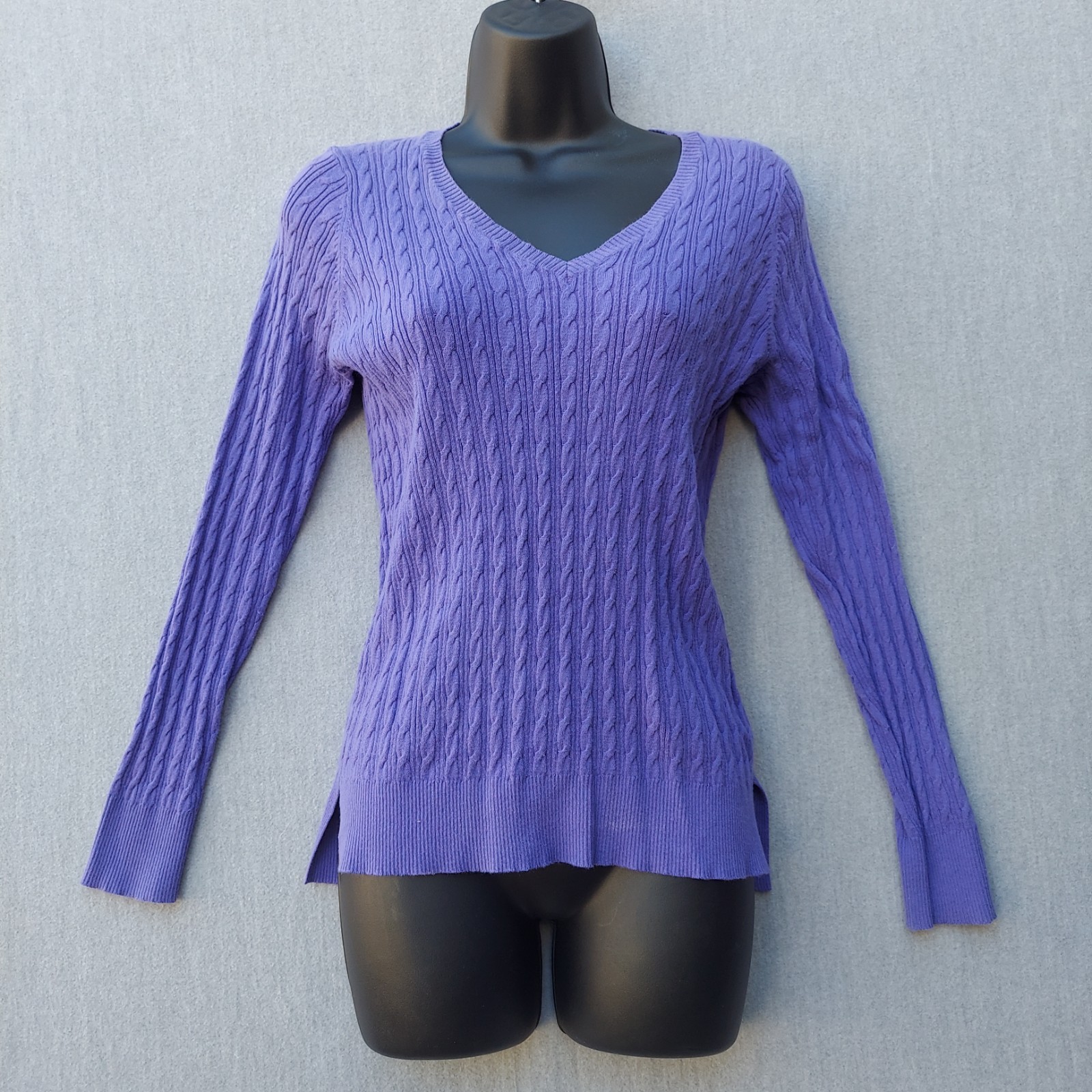 Womens Purple Cable Knit Sweater M Cotton Blend V-Neck Preppy Capsule Minimalist