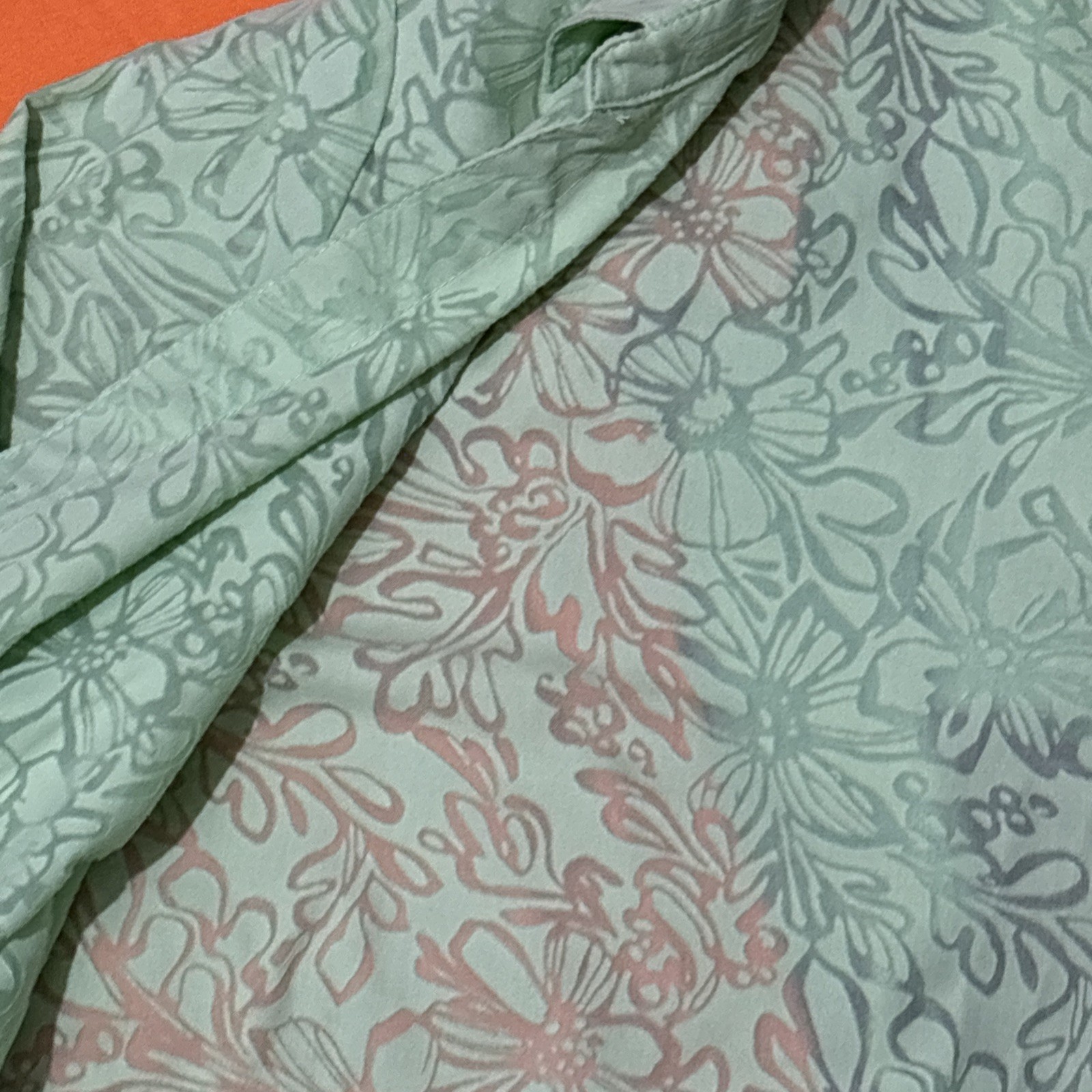 Women’s 4piece Lot Of Tops Size Small Multiple Manufacturers