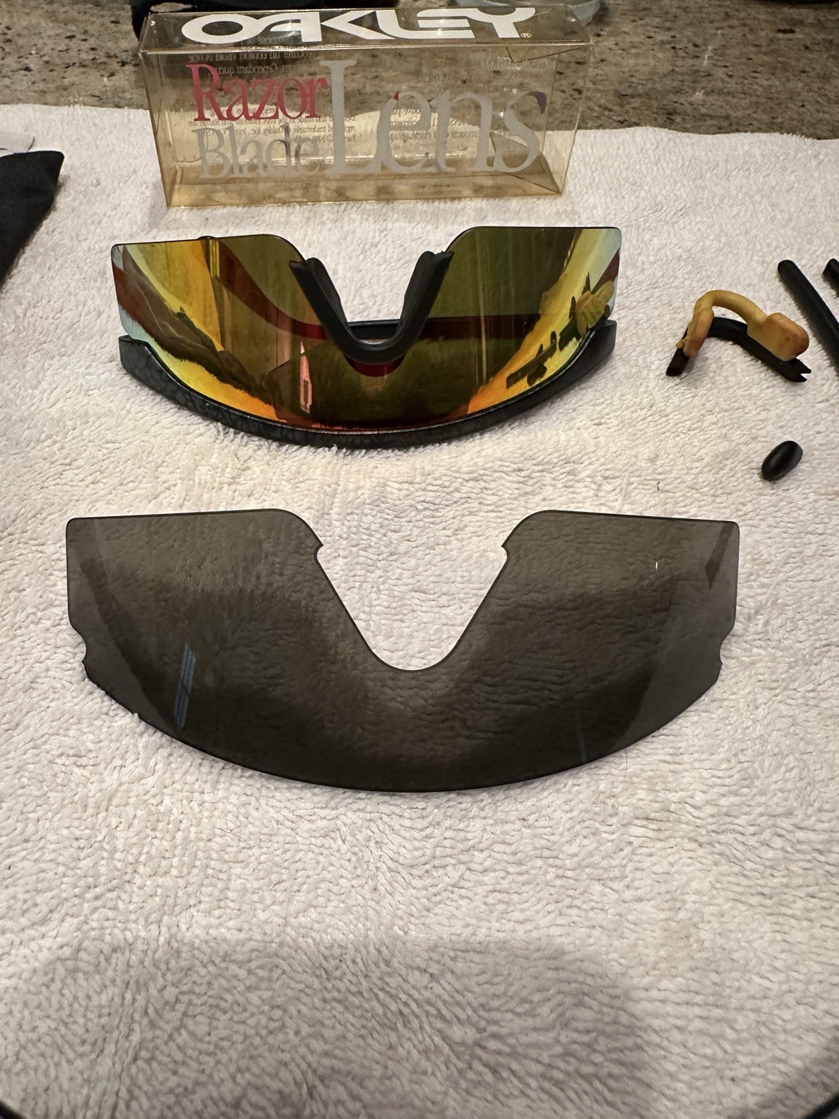 Oakley Razor Blade Shield Replacement Lens, Mirrored, Multicolor