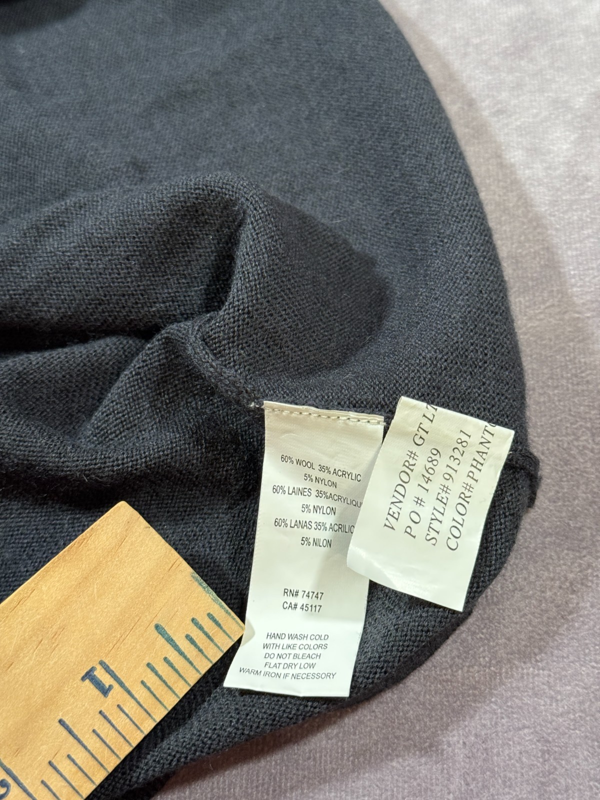 New Natural Reflections Wool Blend Sweater Hooded Snowflakes Buttoned LARGE