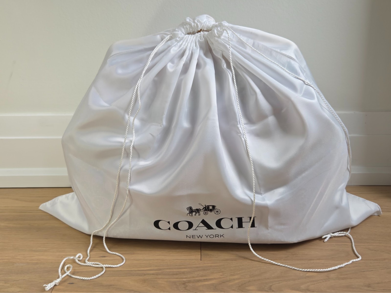 Coach Large Kisslock Frame Bag In Crystal Signature Jacquard | CCX15 | Brand New