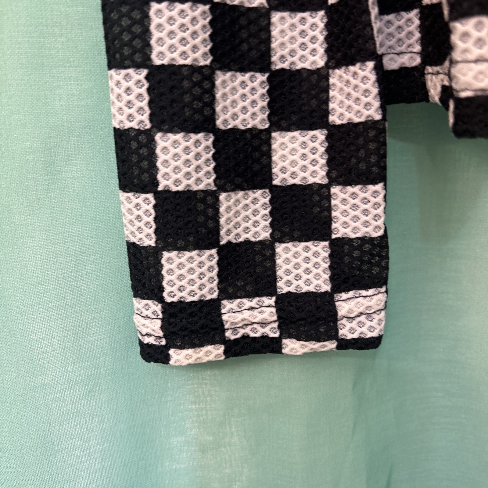 Elli White Black White Checkerboard Mesh Top Long Sleeve Large