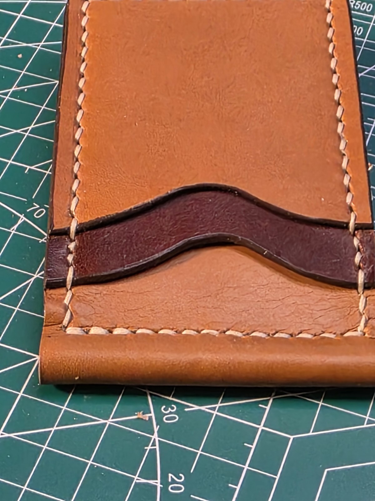 Hand Made Full Grain Leather Money Clip Hold 8 Cards.