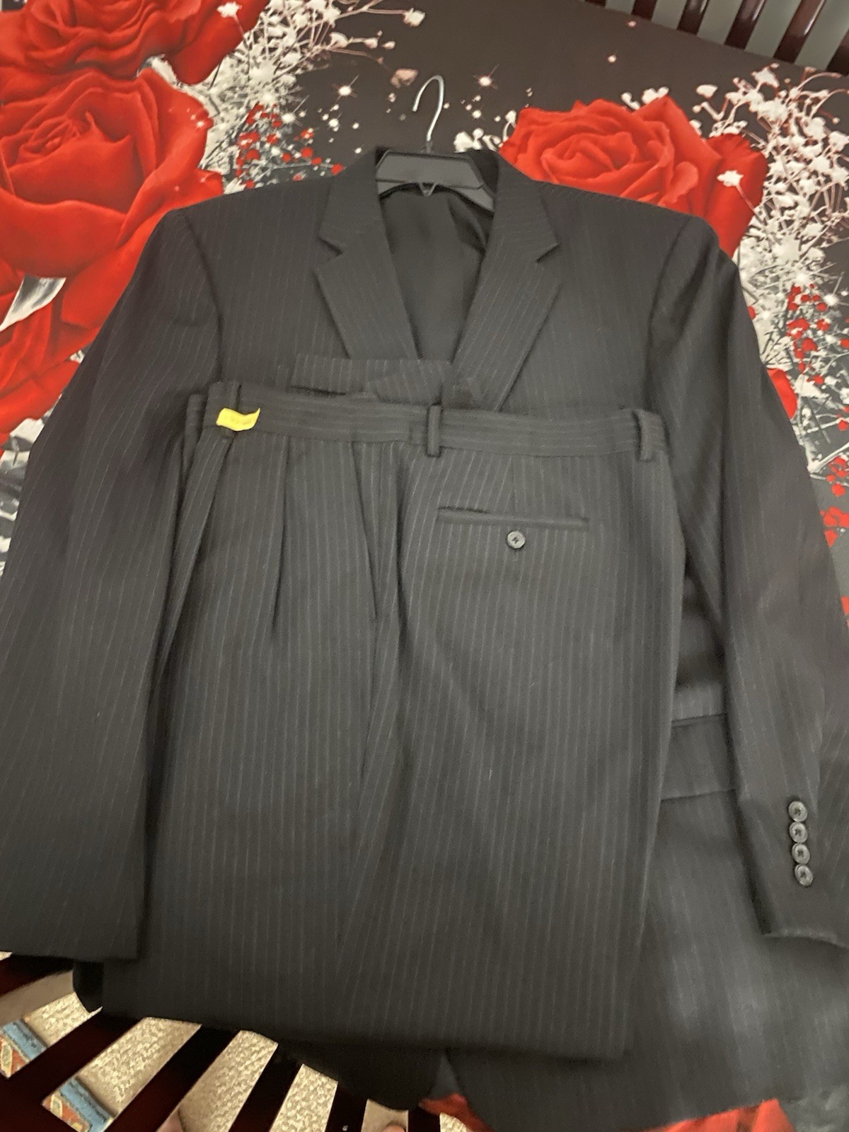 Joseph & Feiss Charcoal Black Pinstripe Suit 2 Piec 100 wool size 48R 43W NWOT