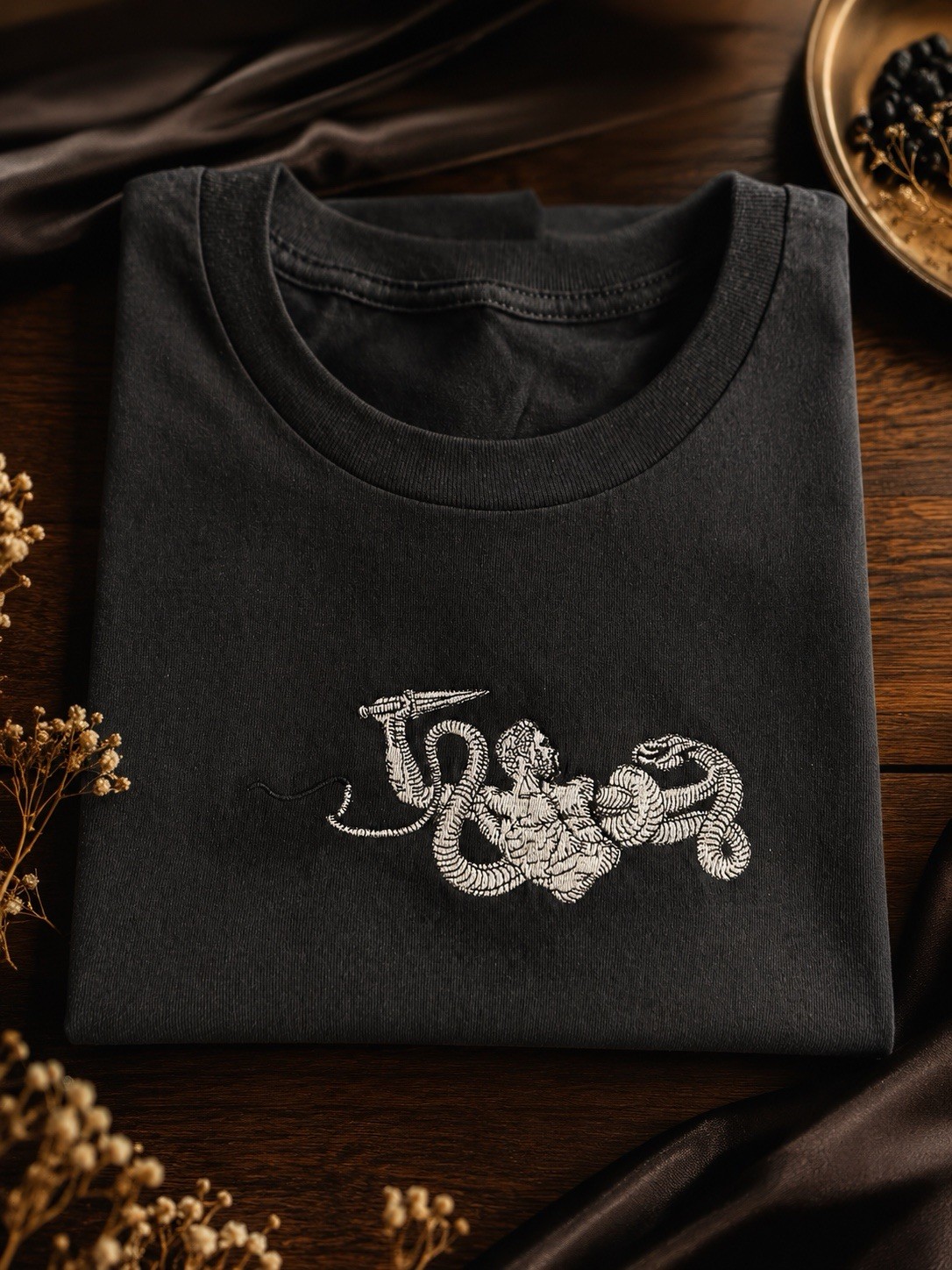 Roman Soldier Gladiator Warrior Embroidered T-shirt for Men Size L Black New