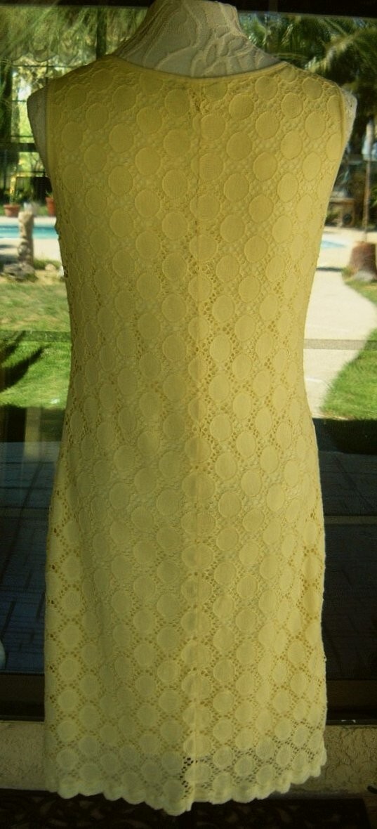 Ronnie Niclole Sleeveless Lined Yellow Eyelet Dress Sz. 12 40″ Bust