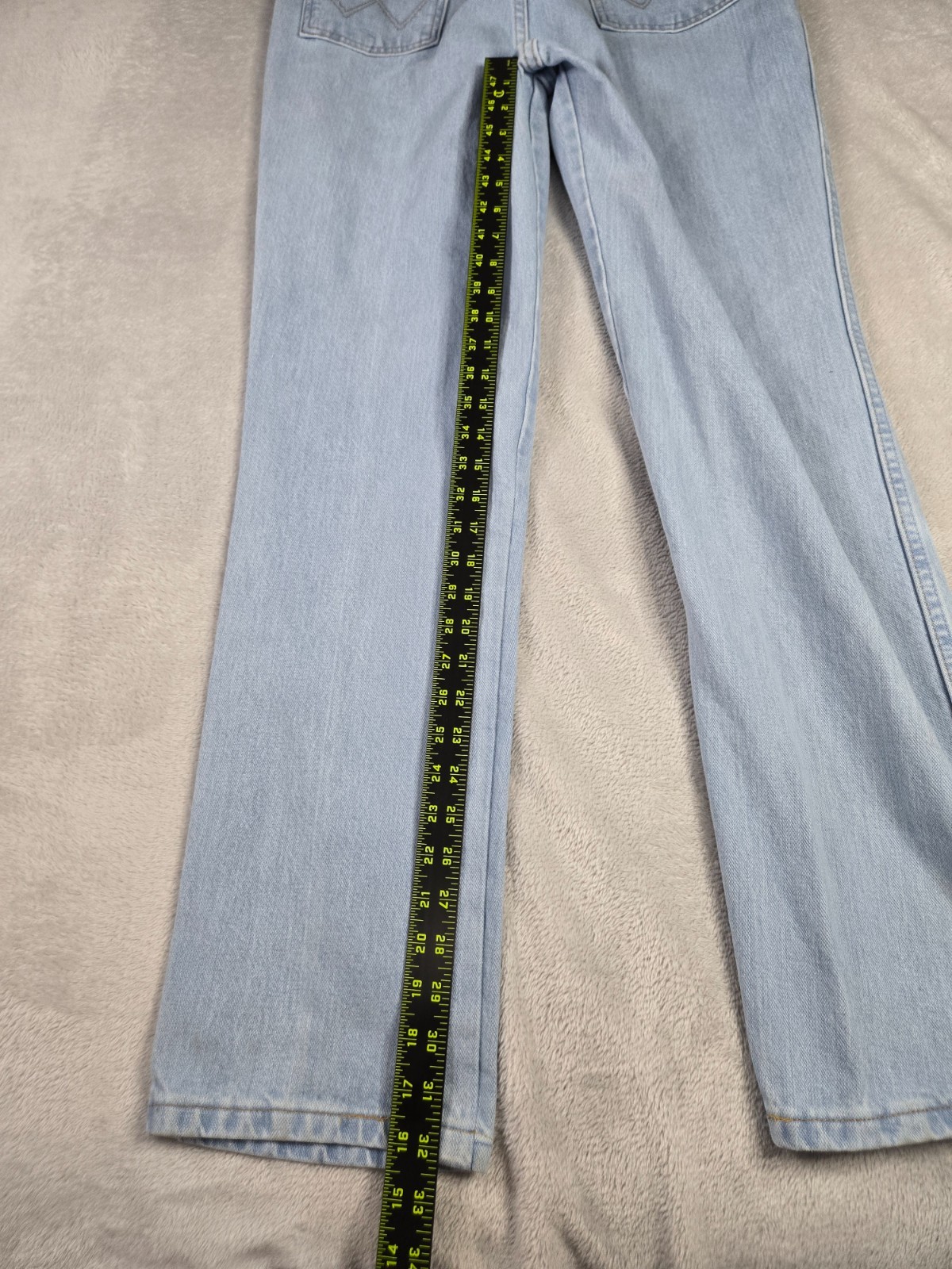 Wrangler Light Blue Jeans Mens Size 36 x 34 Country Western Cowboy Denim 936GBH