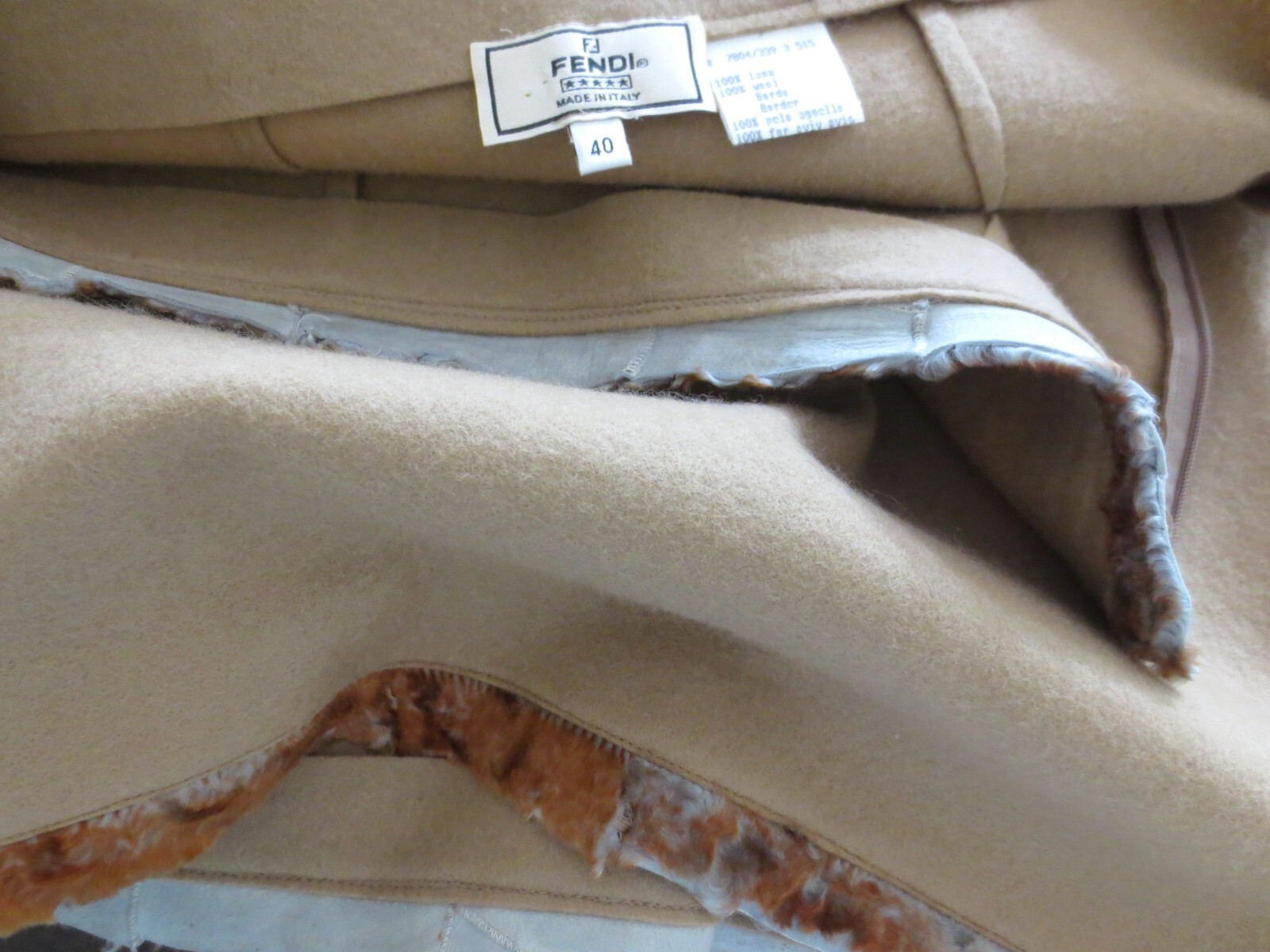 AUTH FENDI 100% WOOL PENCIL MIDI SKIRT IN CAMEL Sz-40 $1050