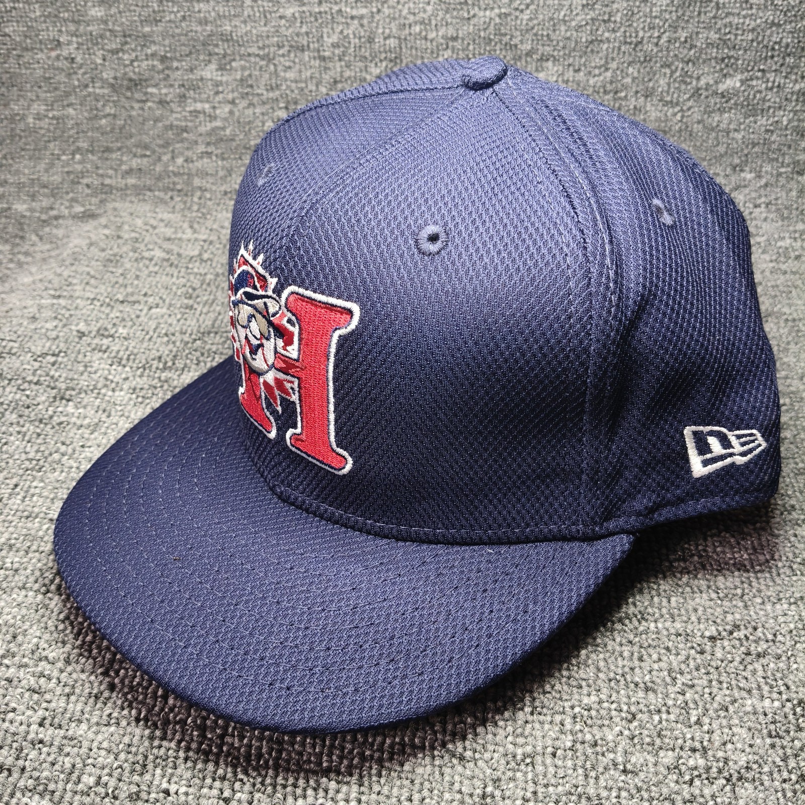 New Era Hudson Valley Renegades 59FIFTY Fitted Navy 7 1 4 Hat