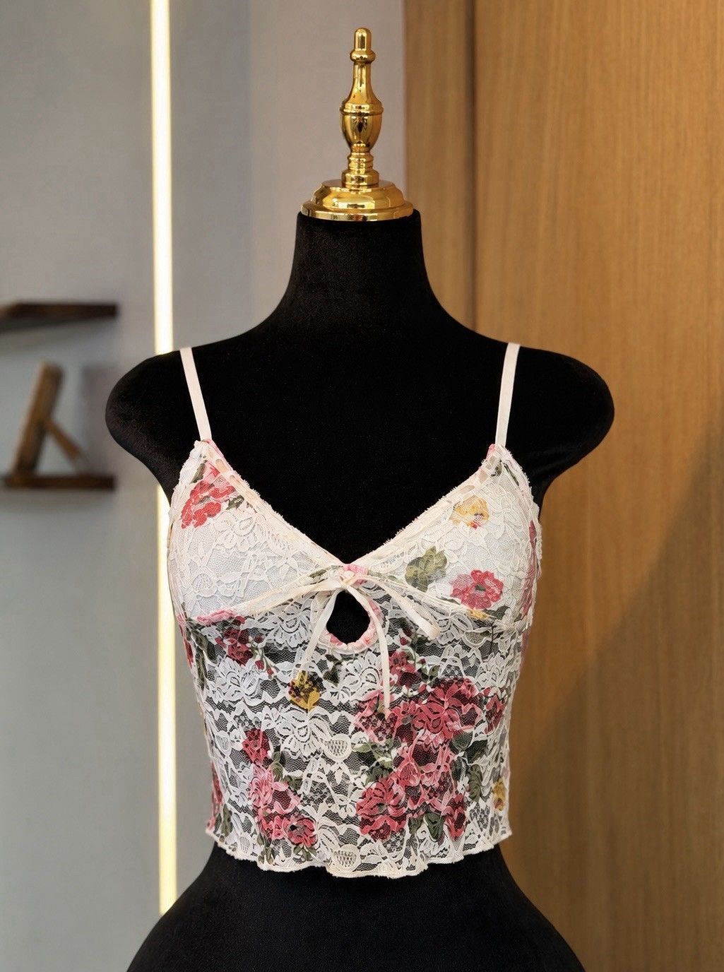 Edikted Coquette Y2K Floral Lace Corset Cami Top | Garden Muse