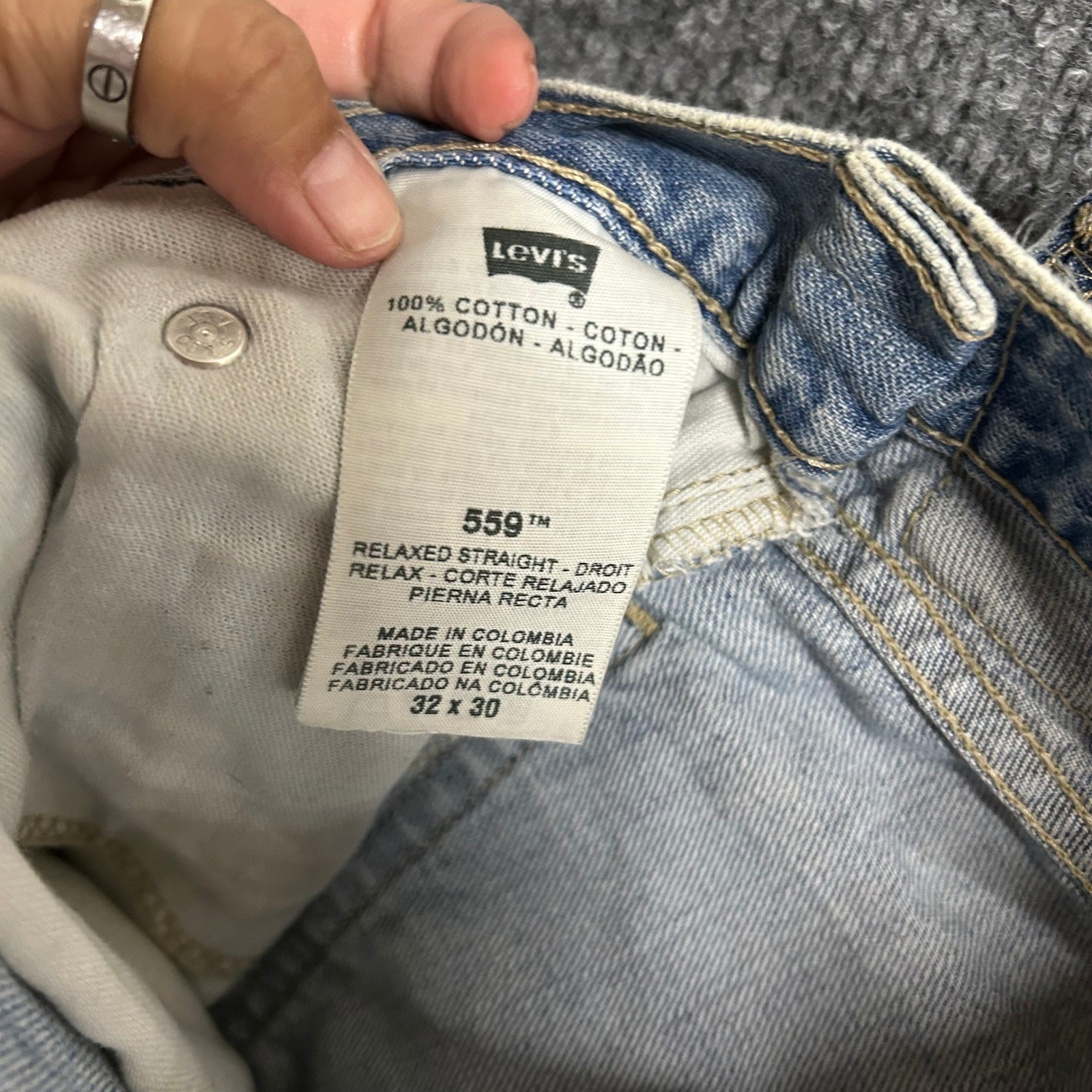 Levi’s Jeans Mens Size 32×30 Light Wash 559 Relaxed Straight Leg Denim Casual
