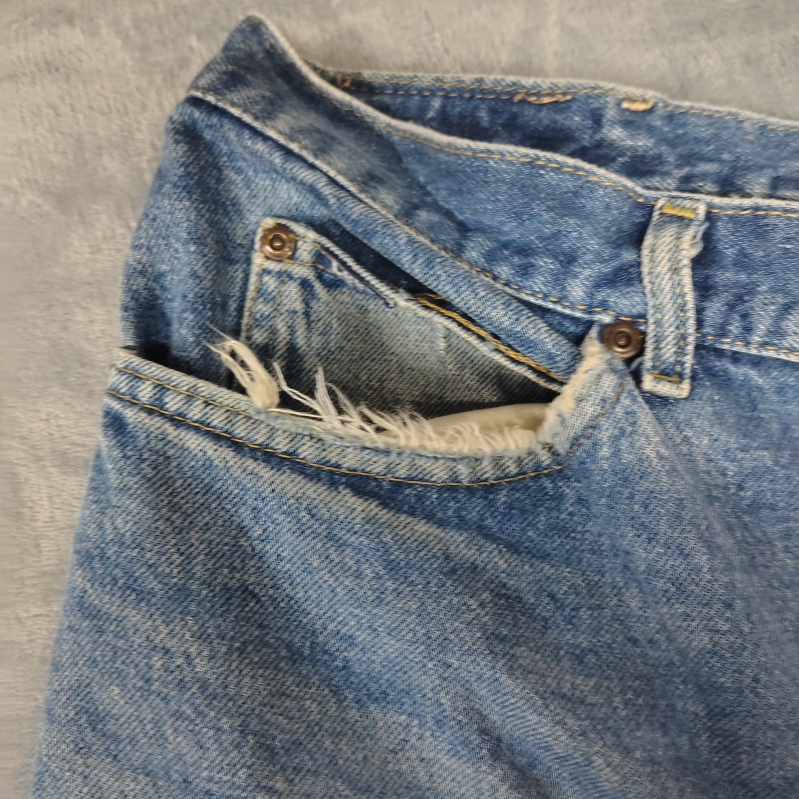 Vintage Lee Riders Jeans Mens 38 X 30 Straight Indigo Fades USA Made 80s 90s