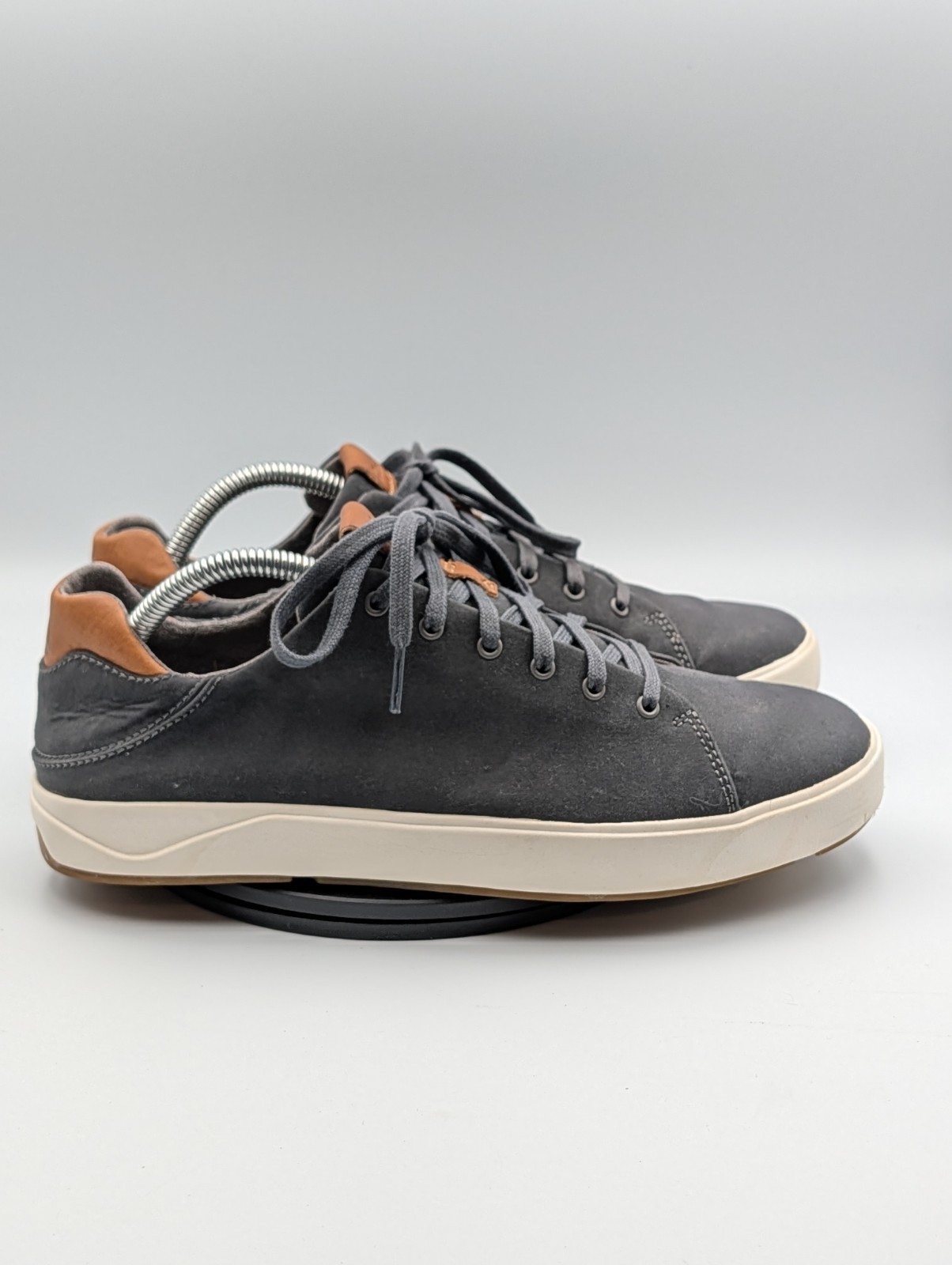 Olukai Lae’ahi Li Men’s Casual Shoes. Size 8.5 (EUR 41.5) Dark Gray Canvas.