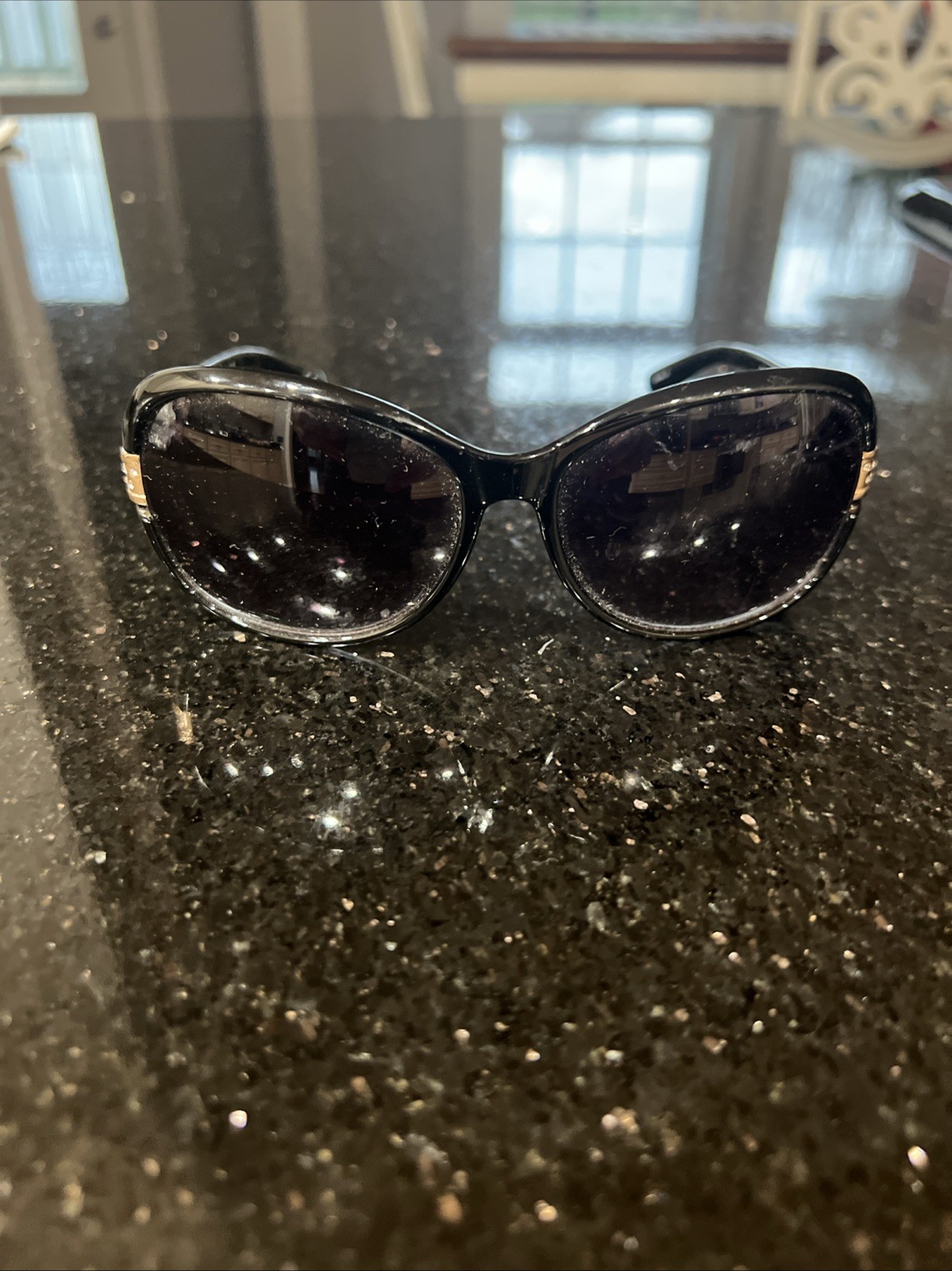 Magician OP1218 Appealing Black 61-16-121 PD58.5MM. 1.25 Sunglasses #25