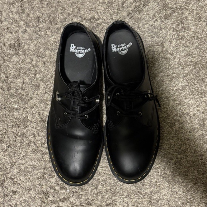 Dr. Martens Men’s Black Leather Ankle Boots Lace-Up Round Toe Comfort 13