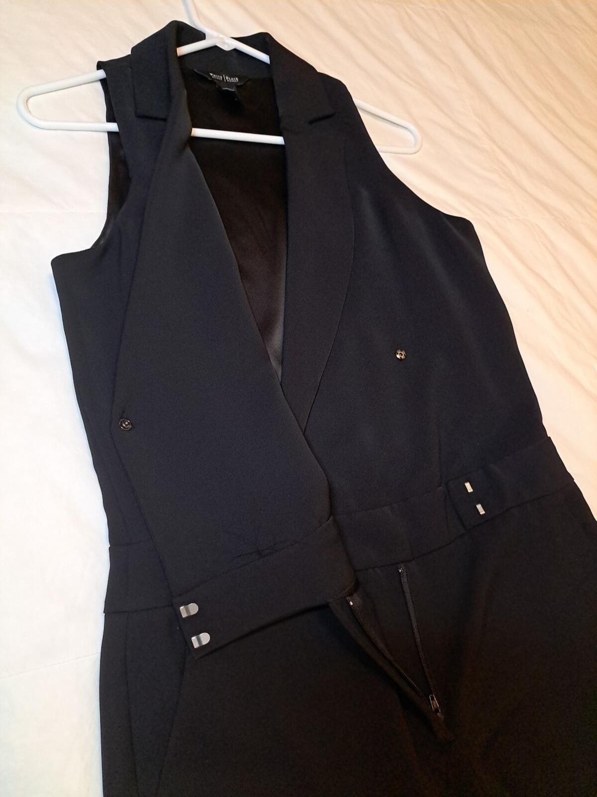 White House Black Market Jumper Black Size 4 EUC Returns Accepted