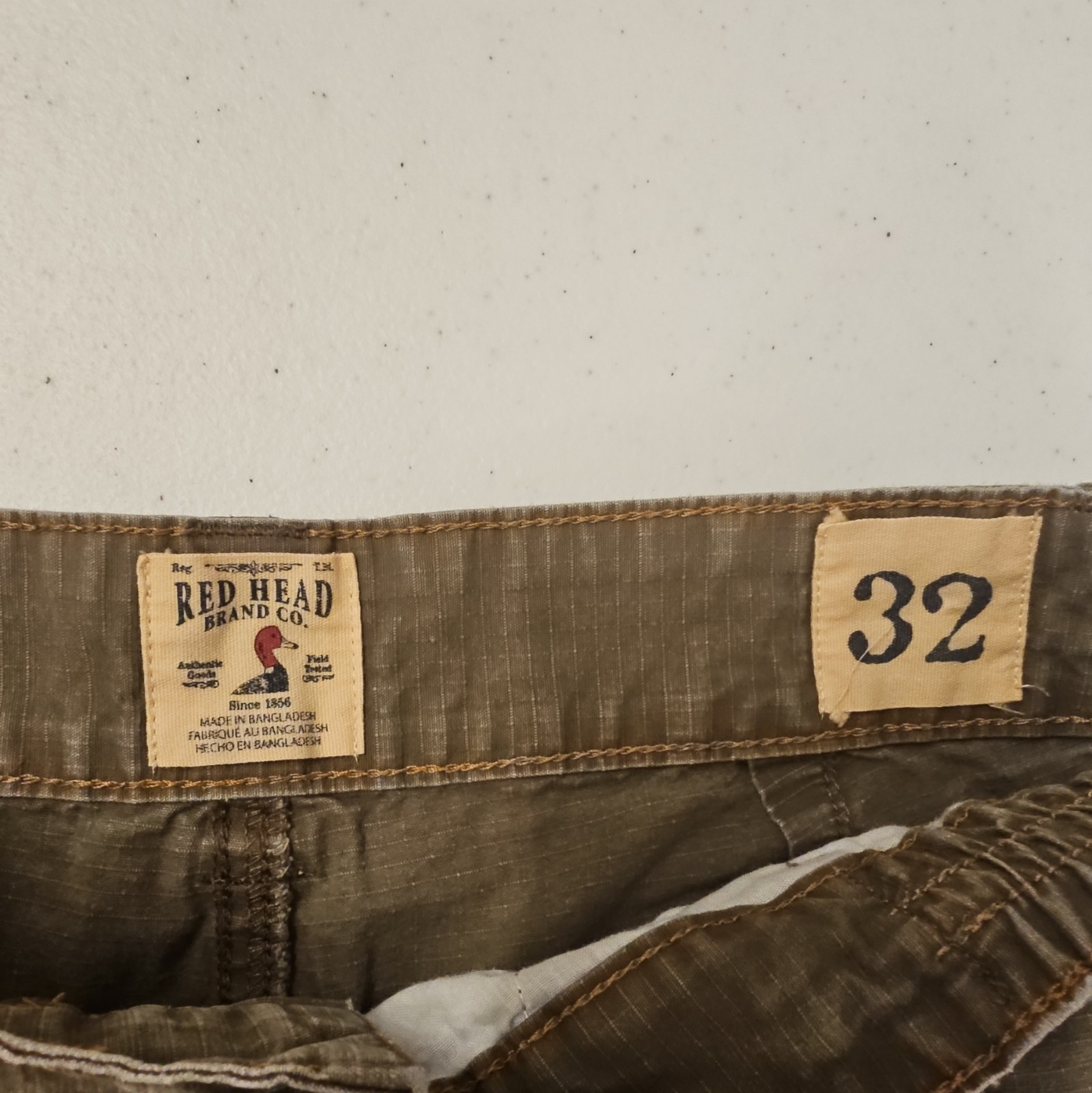 RedHead Men’s Brown Cotton Canvas Cargo Flat Front Solid Shorts Button Pockets