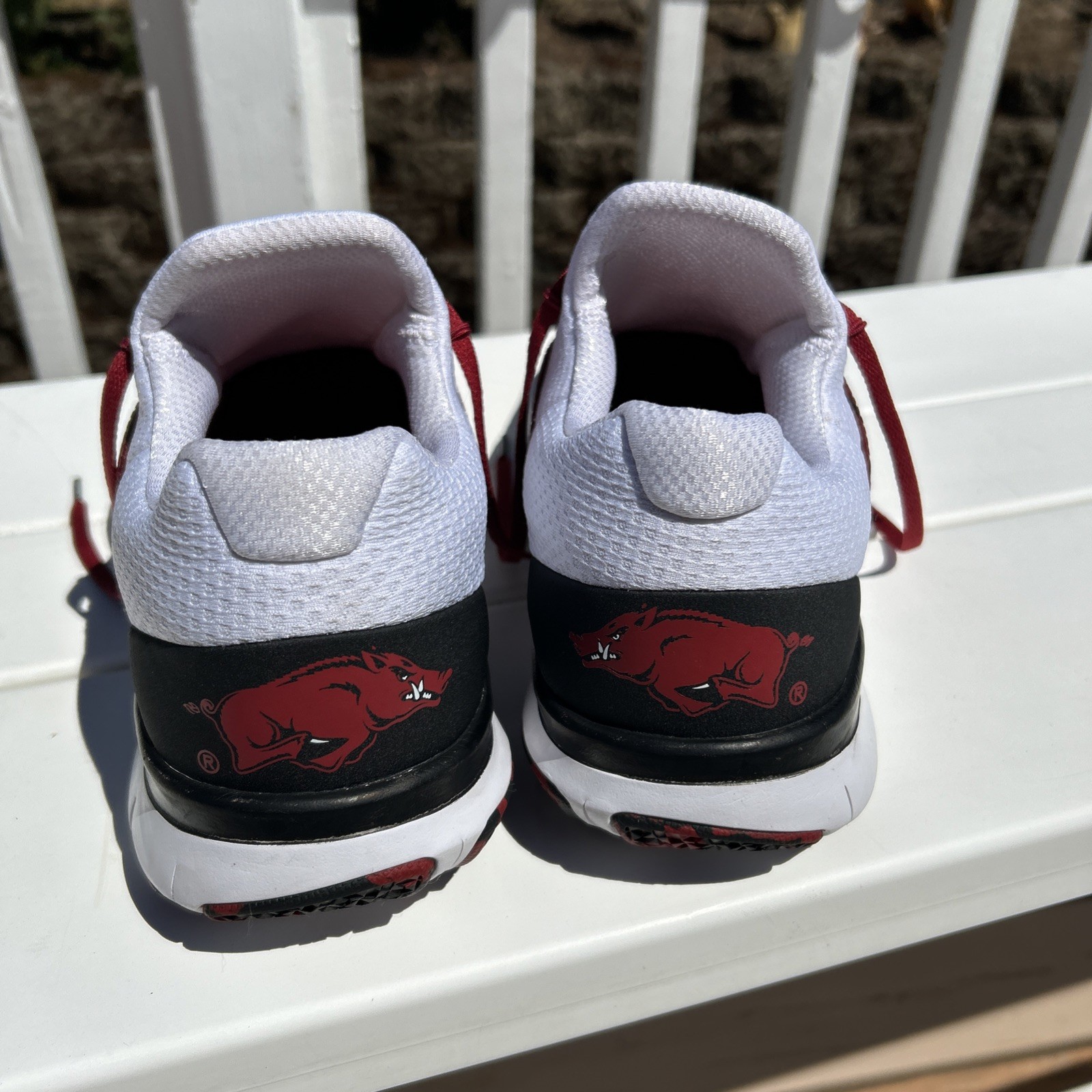 Arkansas Razorbacks Nike Free Trainer V7 Week Zero 12.5 needs eyelet fixed.