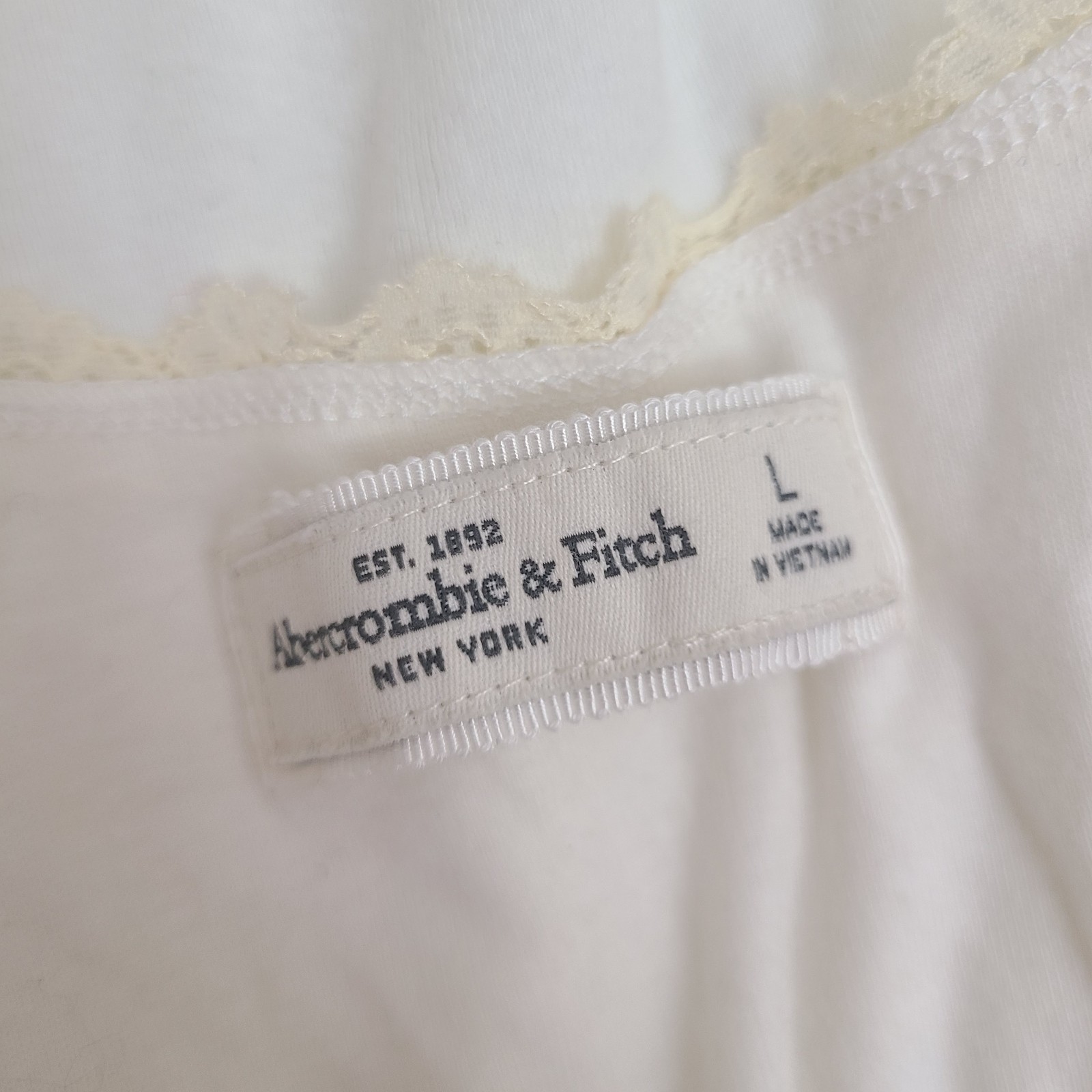 ♡ Y2K ♡ Abercrombie And Fitch White Cami Cream Lace Razorback Tank Top