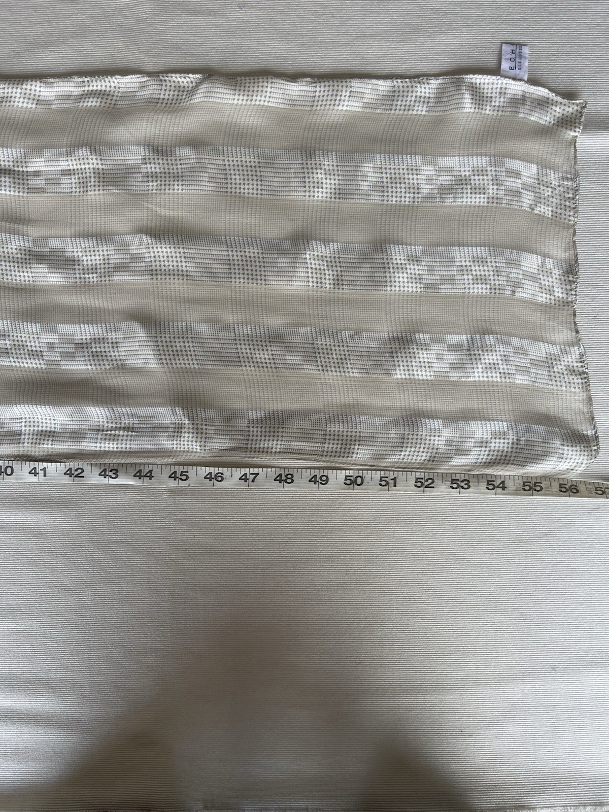 Echo New York Plaid Scarf Sheer Houndstooth Oblong Wrap Grey Beige Neutral Check