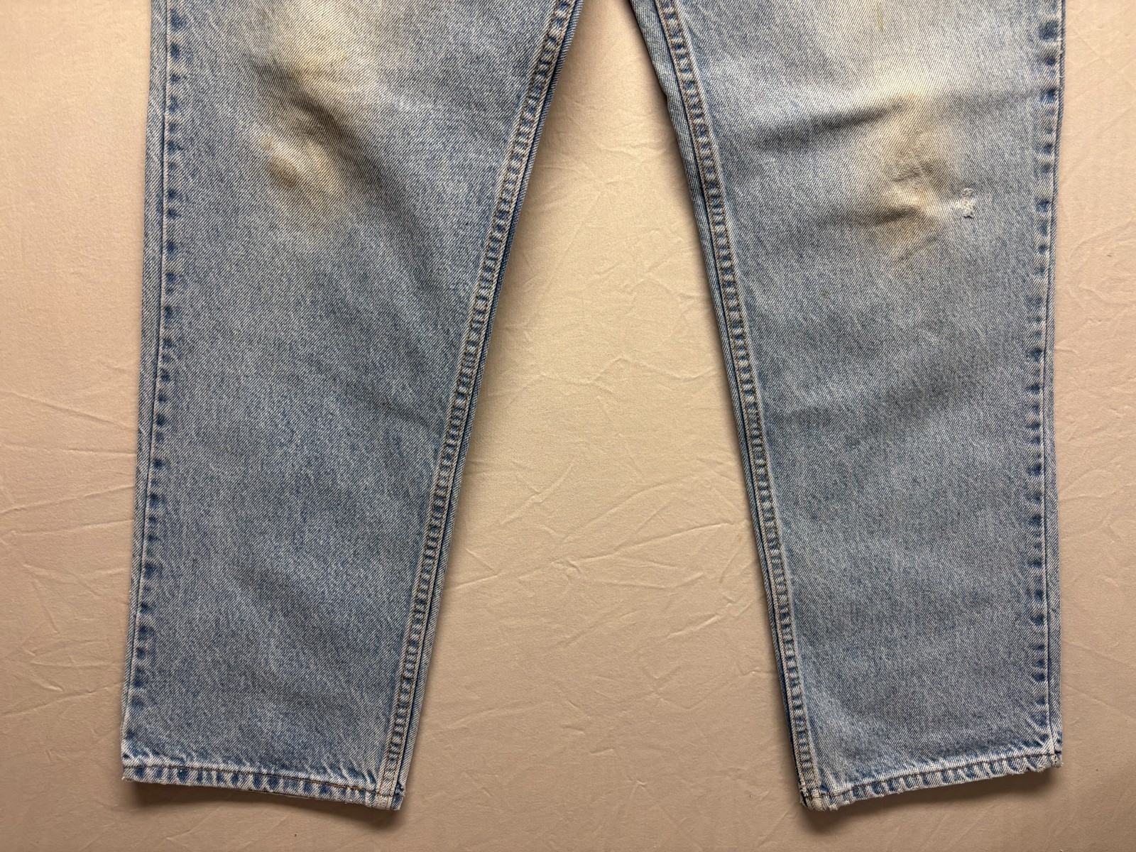 Levi’s 540 Jeans Mens Light Wash Blue Denim Relaxed Fit Straight Leg 36×30