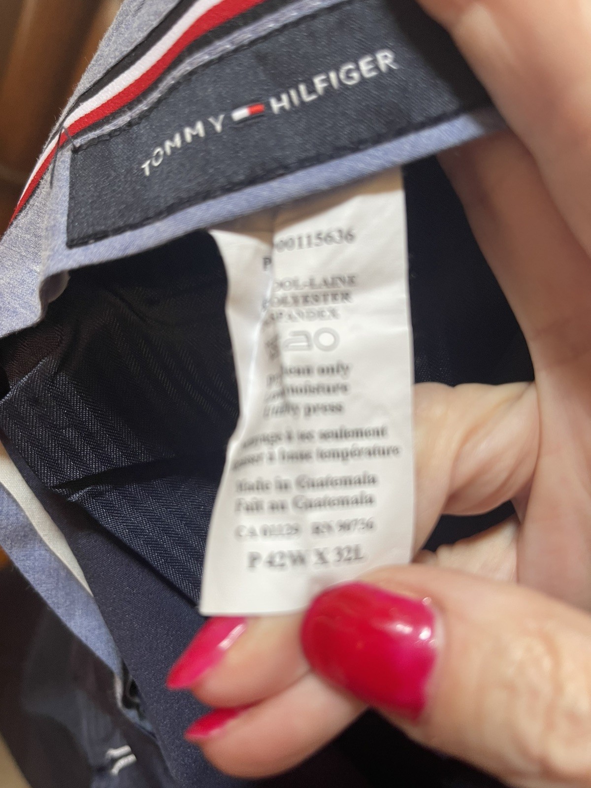 Tommy Hilfiger Men’s Straight Fit Pants 42×32