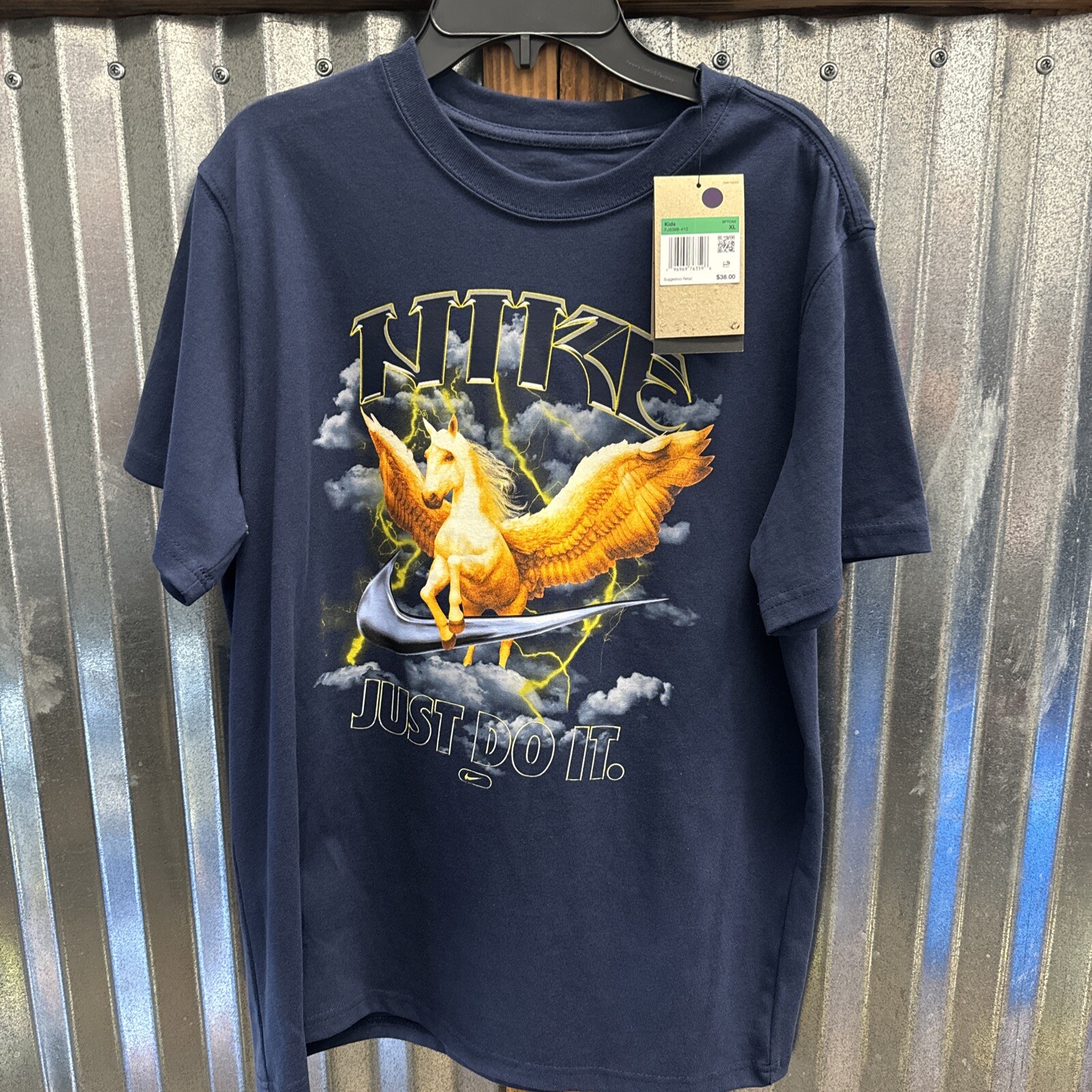 Nike Boys “Just Do It” Blue Short Sleeve T-Shirt Size XL Navy MSRP:$38.00 New