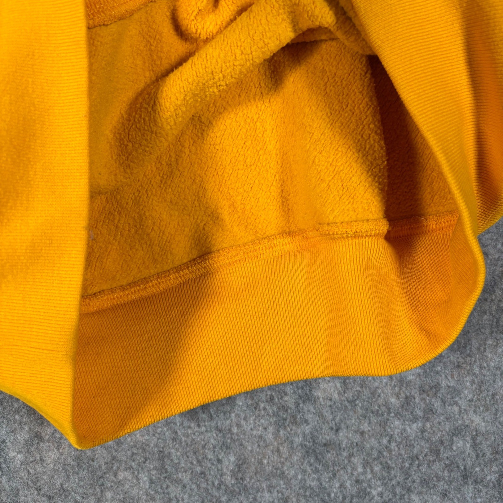 Champion Reverse Weave Hoodie Mens Medium Yellow GF68 BYC Vintage Pullover