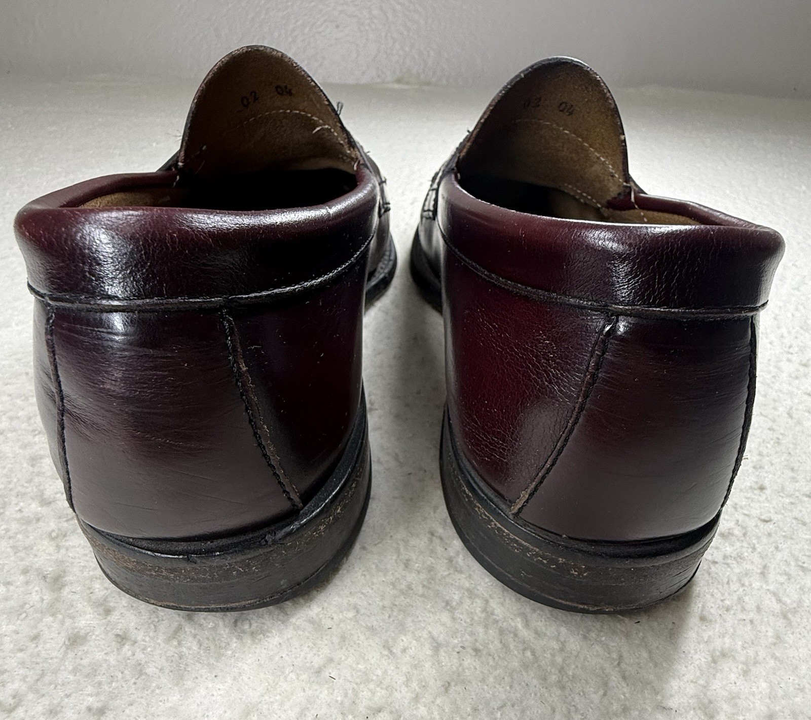 G.H. Bass Weejuns Penny Loafers Mens 10 D Burgundy Leather Slip On Classic