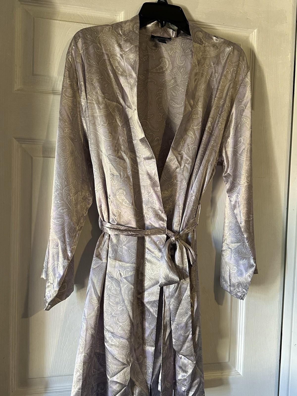 Jones New York Women’s Satin Paisley Robe Silver XL Long Sleeve Tie Closure