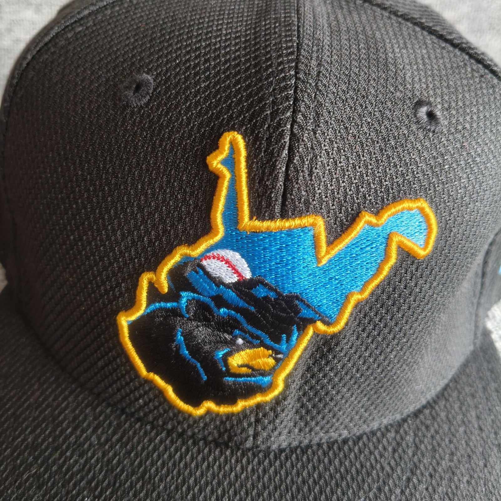 New Era West Virginia Black Bears 59FIFTY Fitted Black 7 3 8 Hat