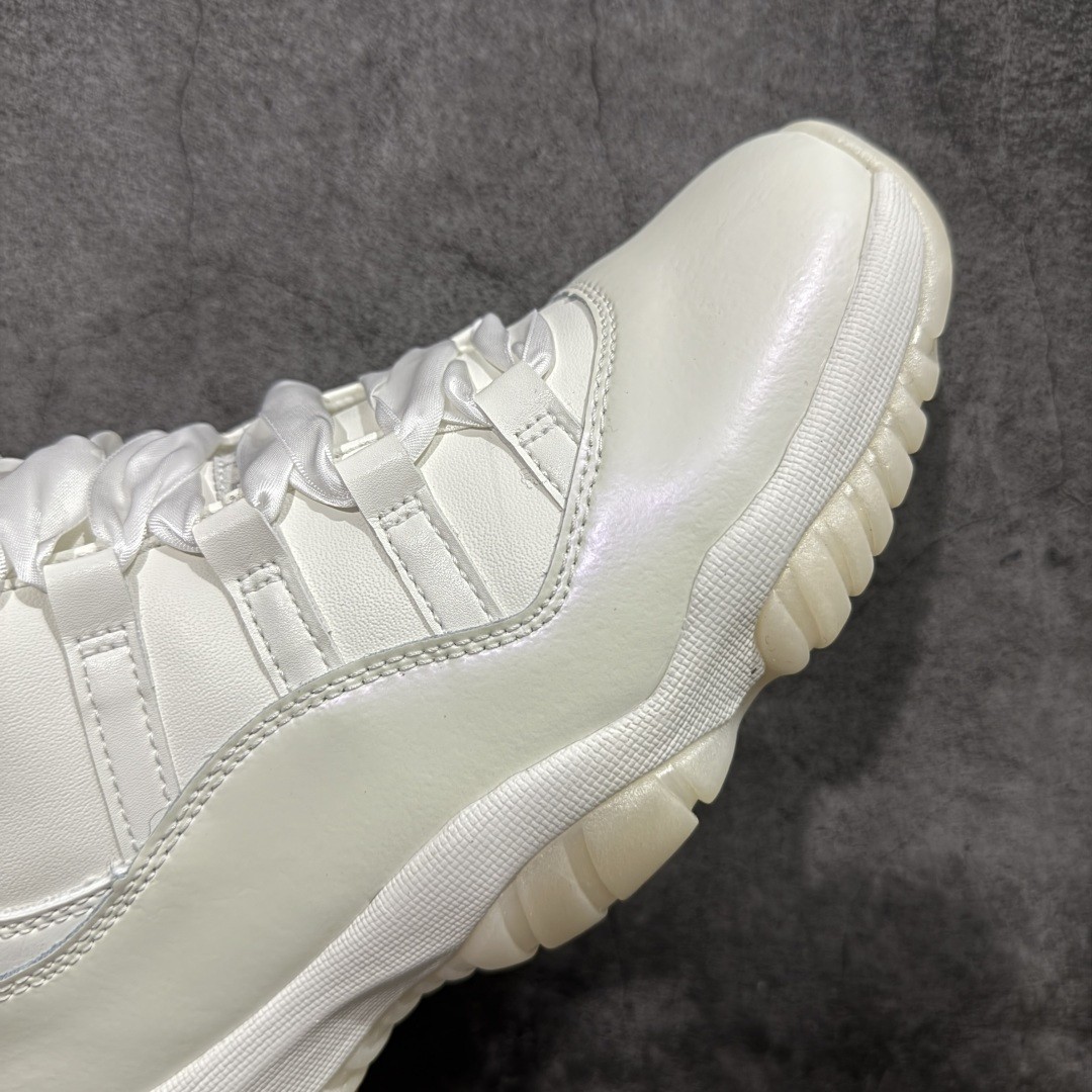 AJ 11 Retro Pearl AR0715-110