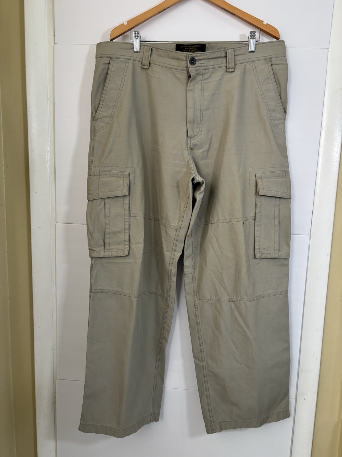 Vintage Y2k Old Navy Surplus Company Men’s Beige Cargo Pants 38W Pockets