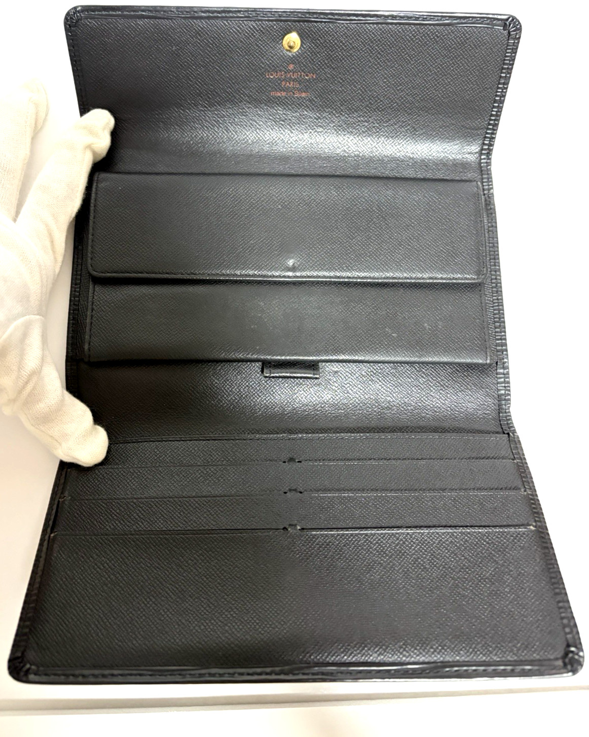 Louis Vuitton Black Epi Leather Long Wallet Tri-fold Wallet Made in Spain