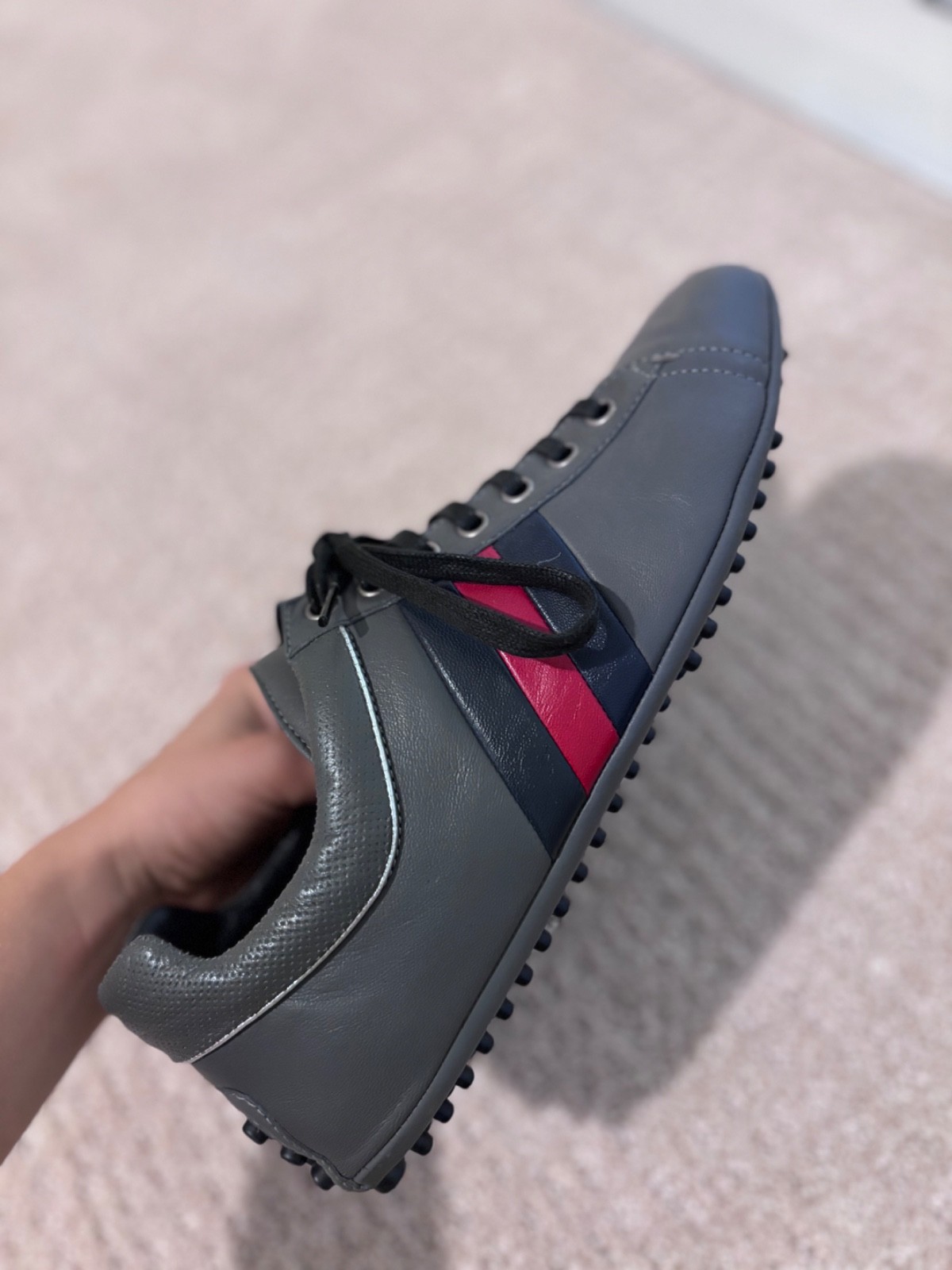 Gucci gray leather driver sneakers