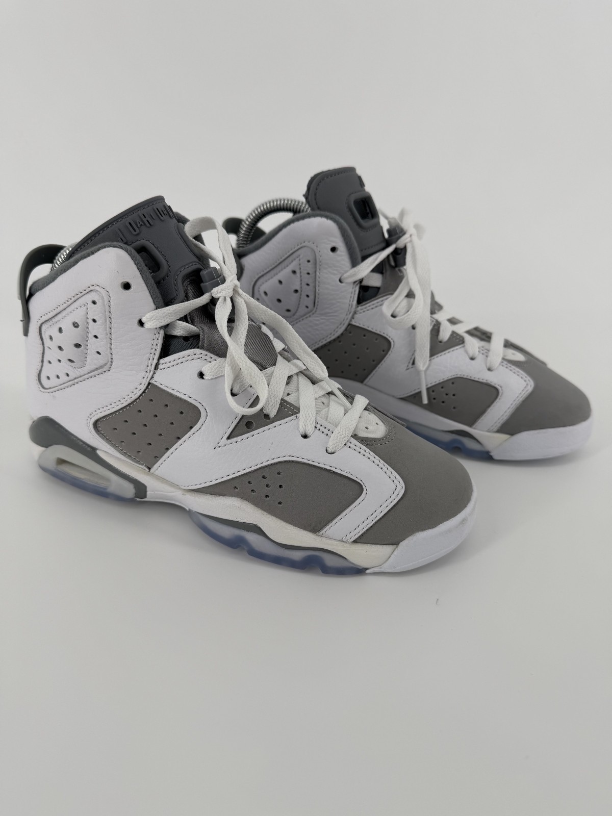 Nike Air Jordan 6 Retro Cool Grey GS 384665-100 Youth Size 5Y Sneakers