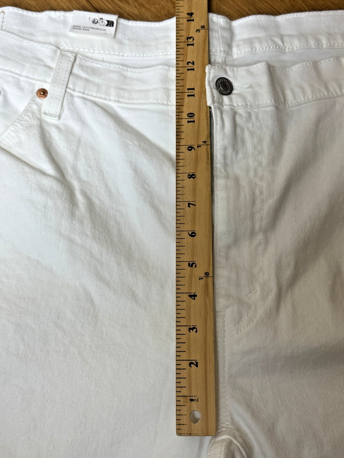 Levis Jeans Mens 48×30 White 541 Athletic Taper Stretch Denim Inseam 28 NWT