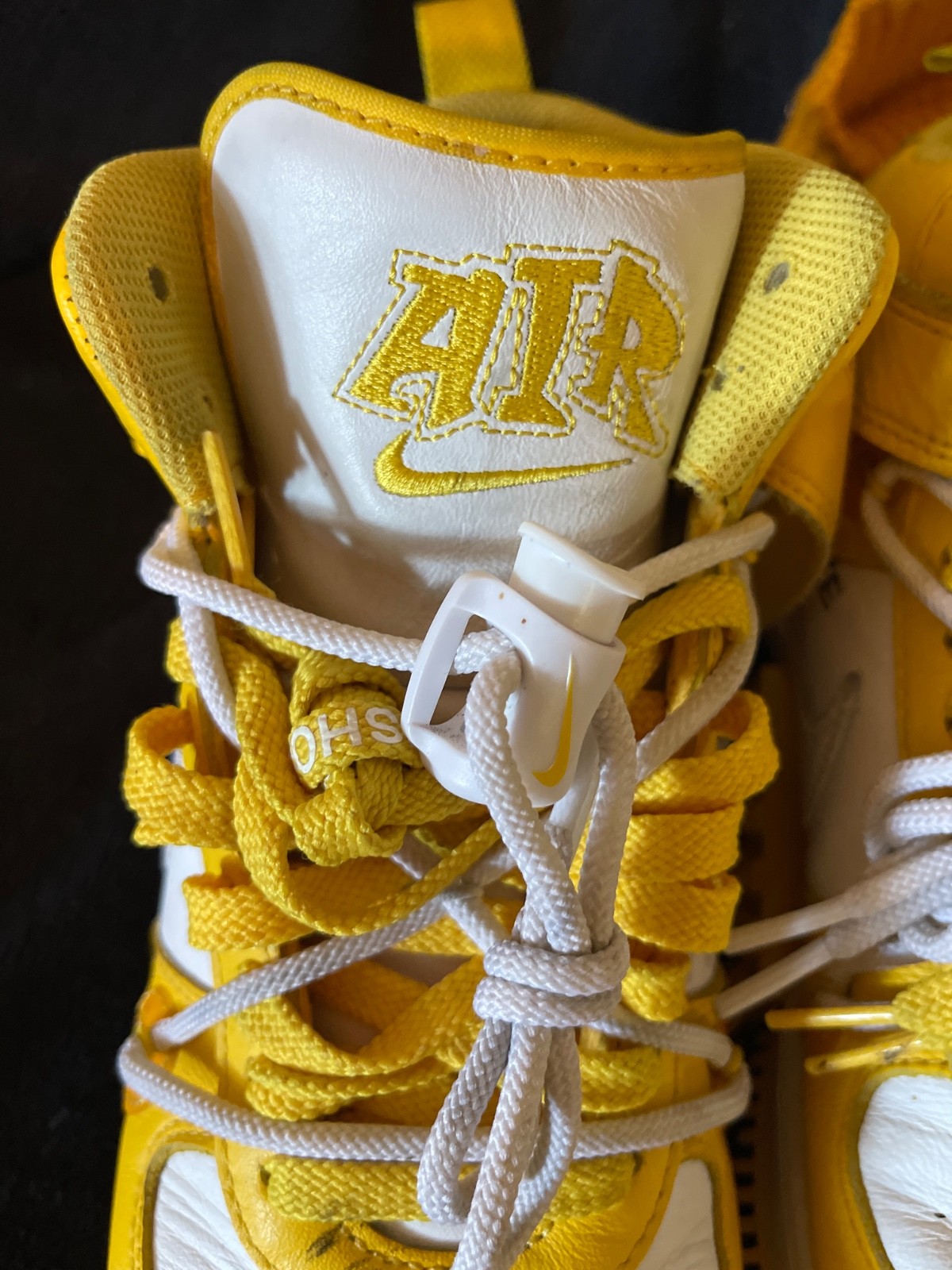 Size 9.5 Off-White x Nike Air Force 1 SP football cleats