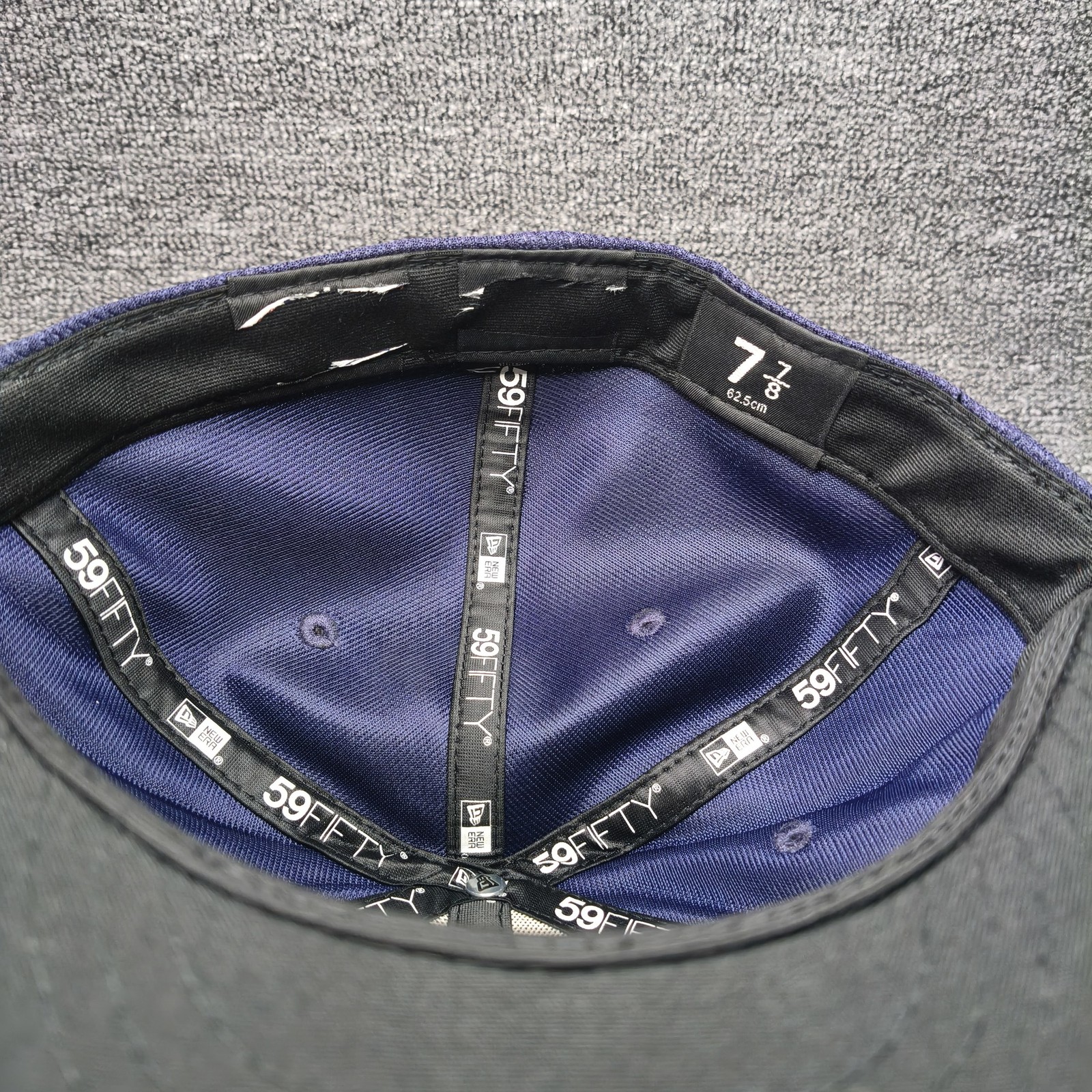 New Era Hudson Valley Renegades 59FIFTY Fitted Navy 7 1 4 Hat