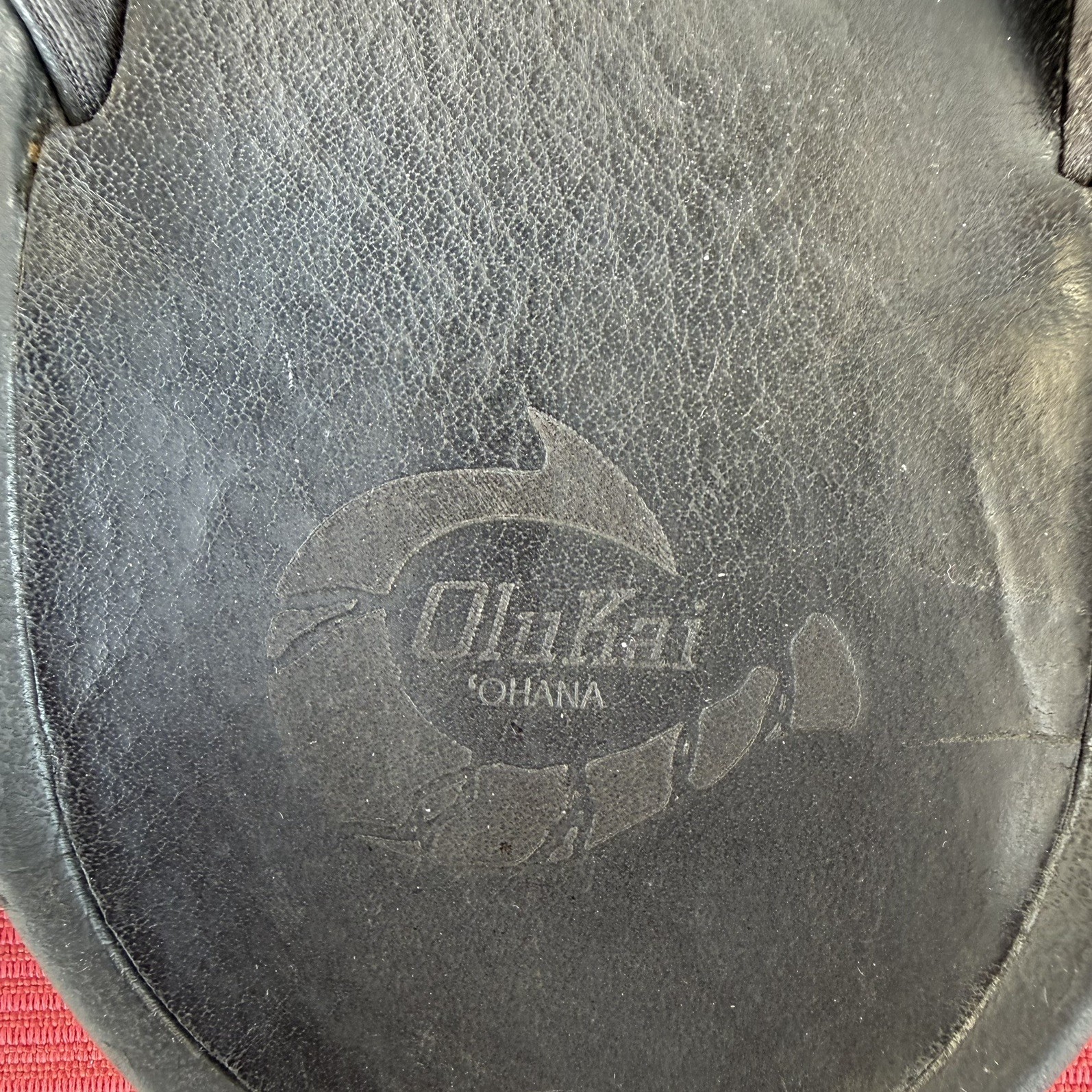 OluKai OHANA Sandals Men’s Size 8 Black Thong Flip Flop Shoes Beach Comfort