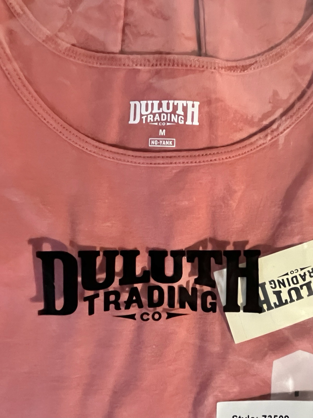 Duluth Trading Company Womens No-Yank Tank Wide Strap Faded Rose Size Medium NWT