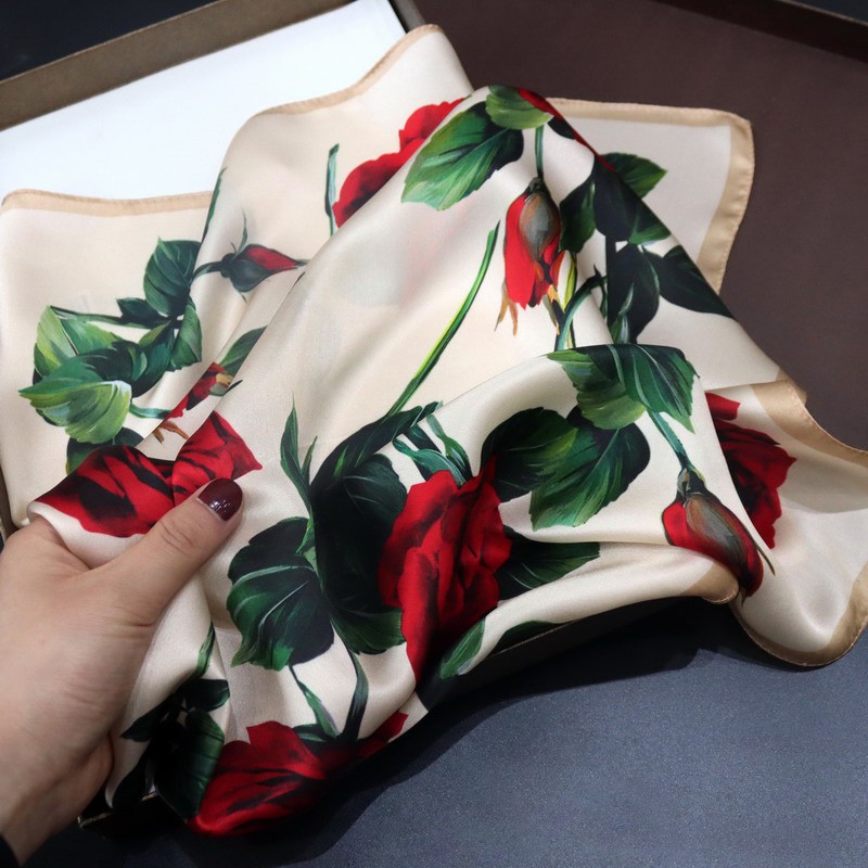 100% Mulberry Silk Satin Square Scarf Red Rose Floral Print 20.9″×20.9″