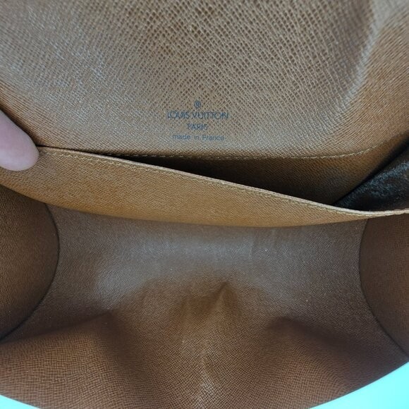 LOUIS VUITTON Marne Shoulder Bag