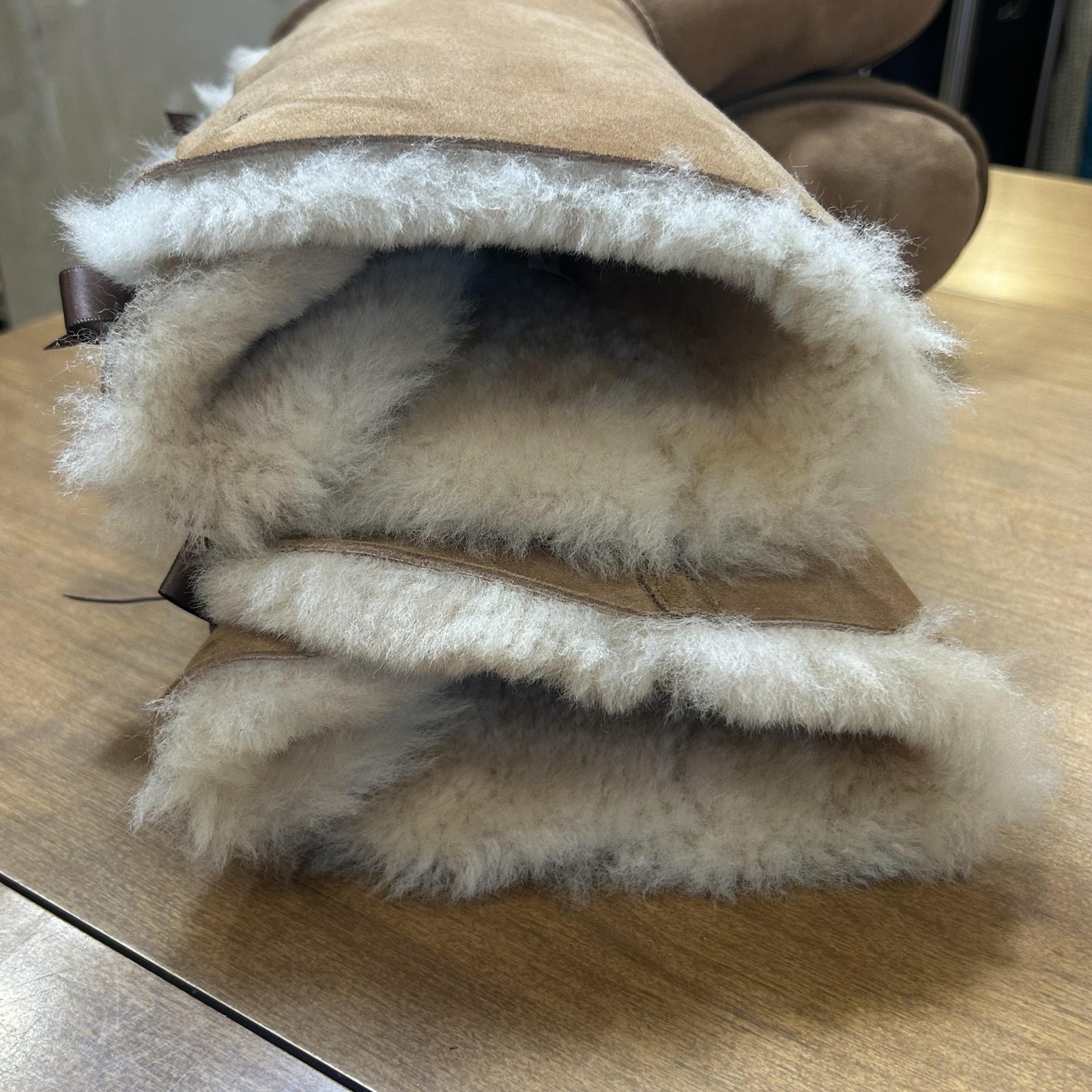 UGG Boots Womens Size 7 Brown Suede Shearling Bow Mid Calf Winter Fur Lined