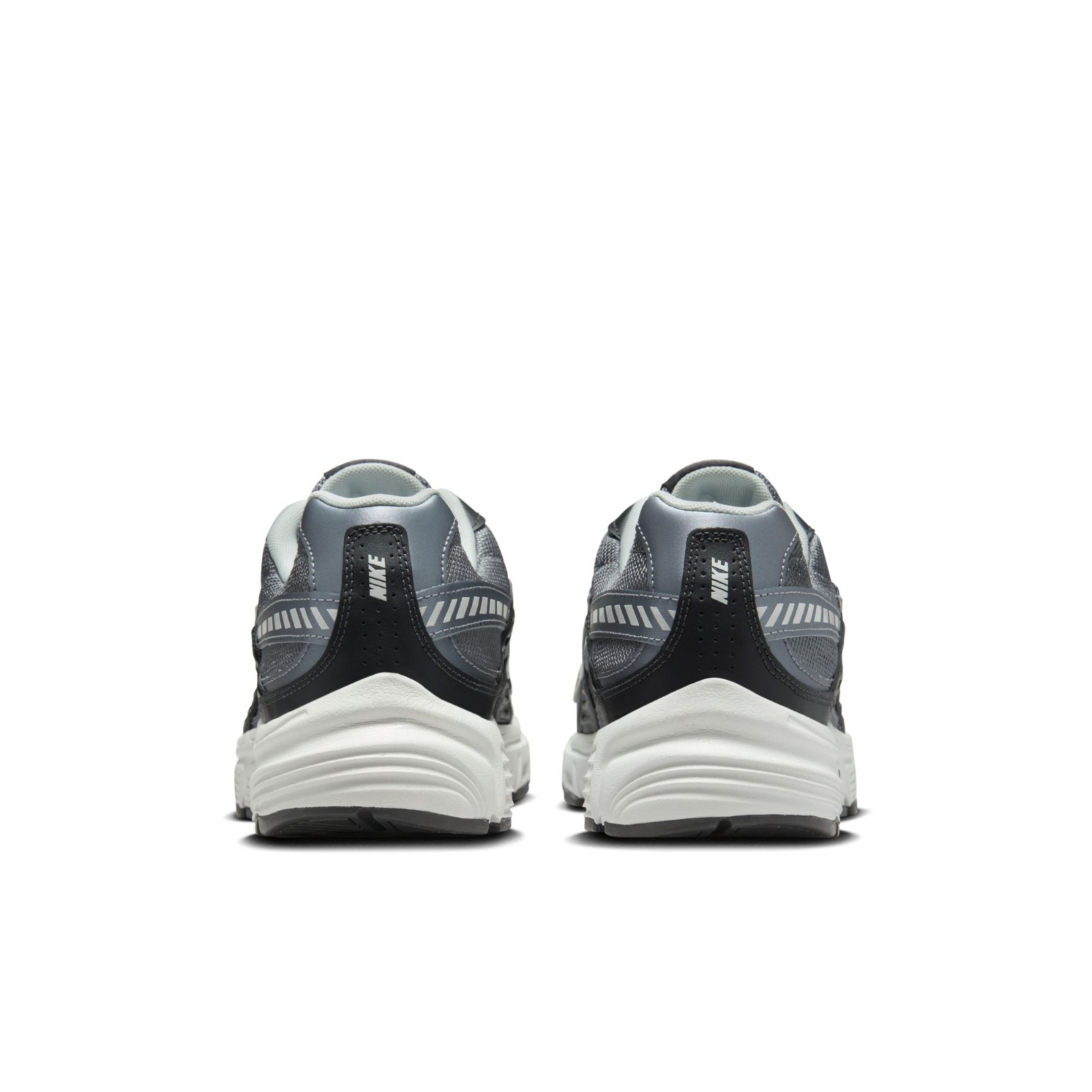 Nike INITIATOR Men’s Grey Smoke IB3083-001 Running Shoes