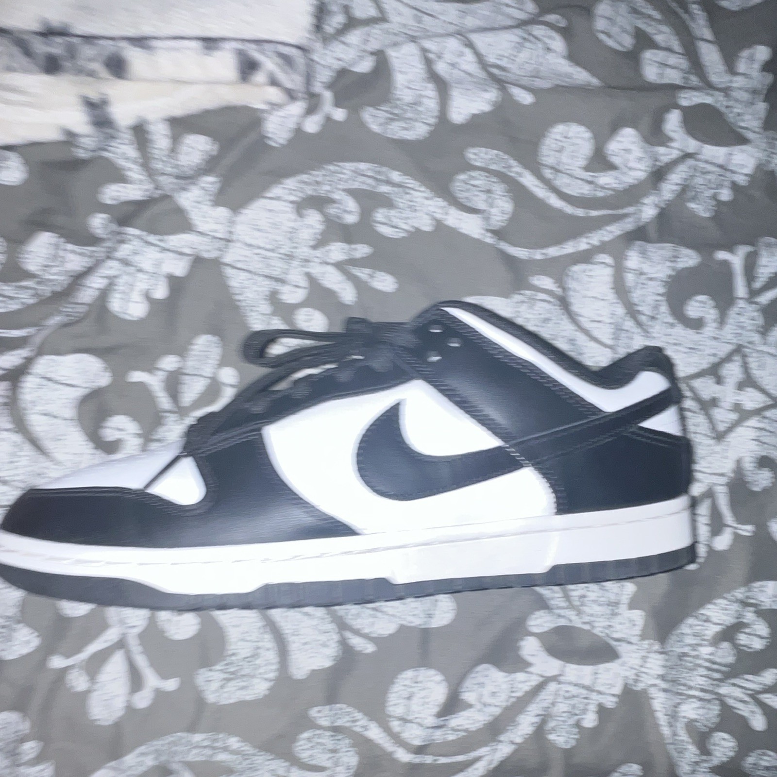 Nike Dunk Low Retro Black White Men’s Low Top Lace-Up Sneaker DD1391-100 2021