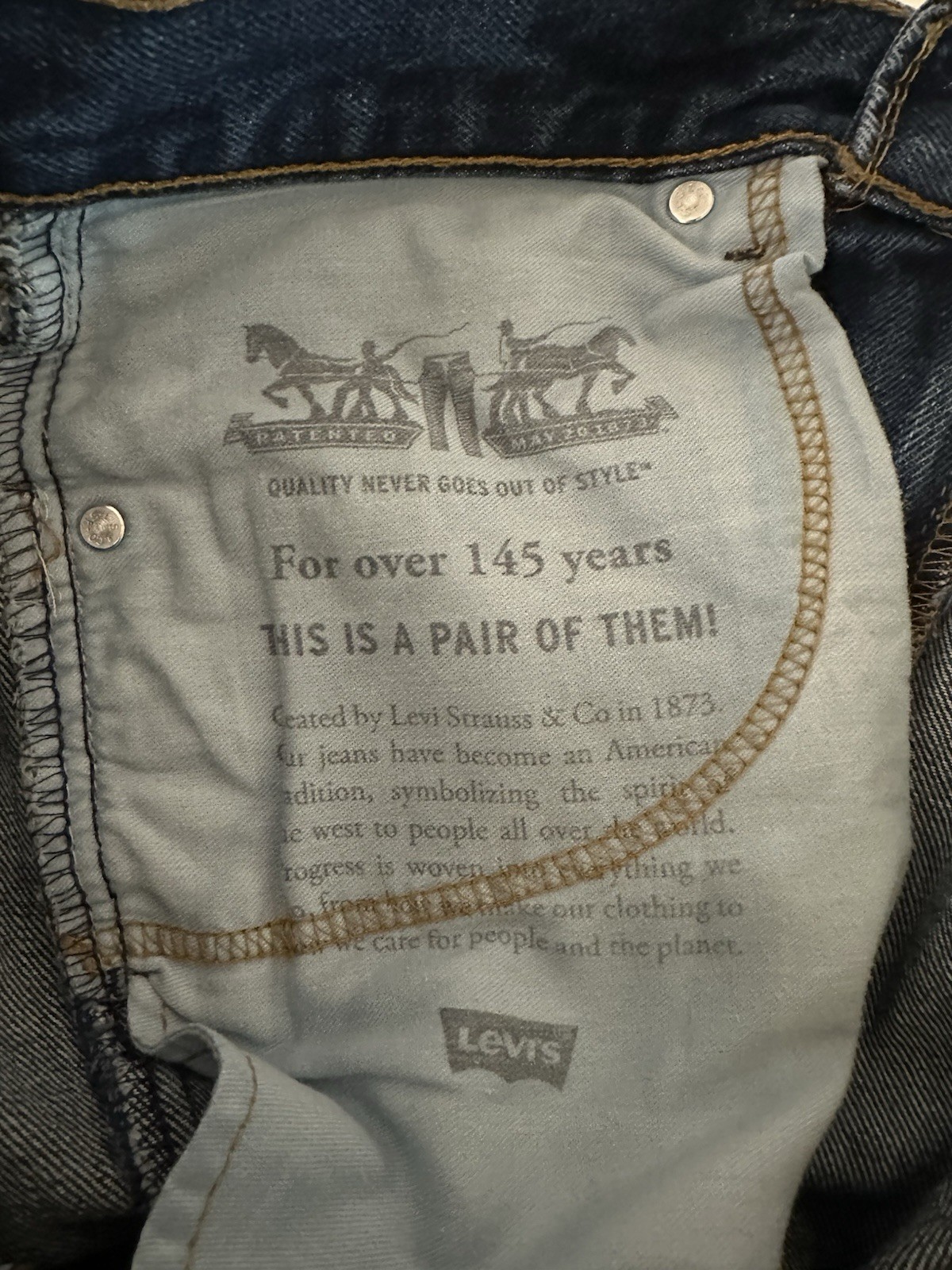 Levi’s Men’s Blue Denim Jeans 550 Relaxed Fit 32×32 Tapered Mid Rise Medium Wash