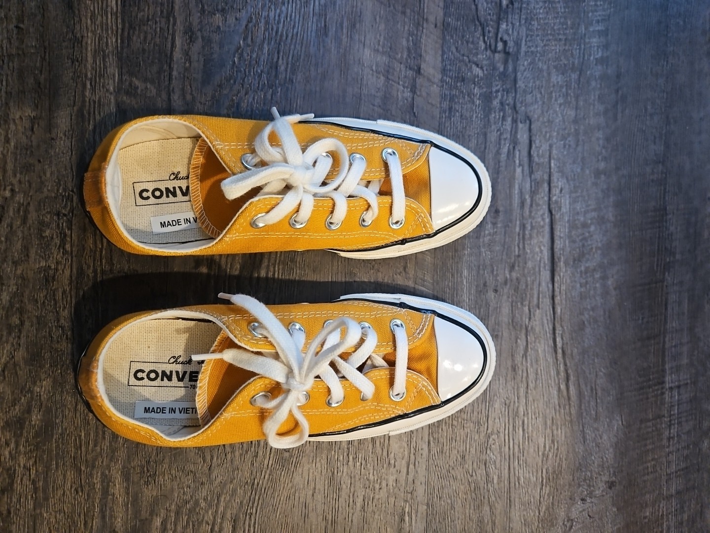 Converse Chuck 70 Low Top Sunflower Yellow Sneakers 162063C Size Men 4 / Women 6