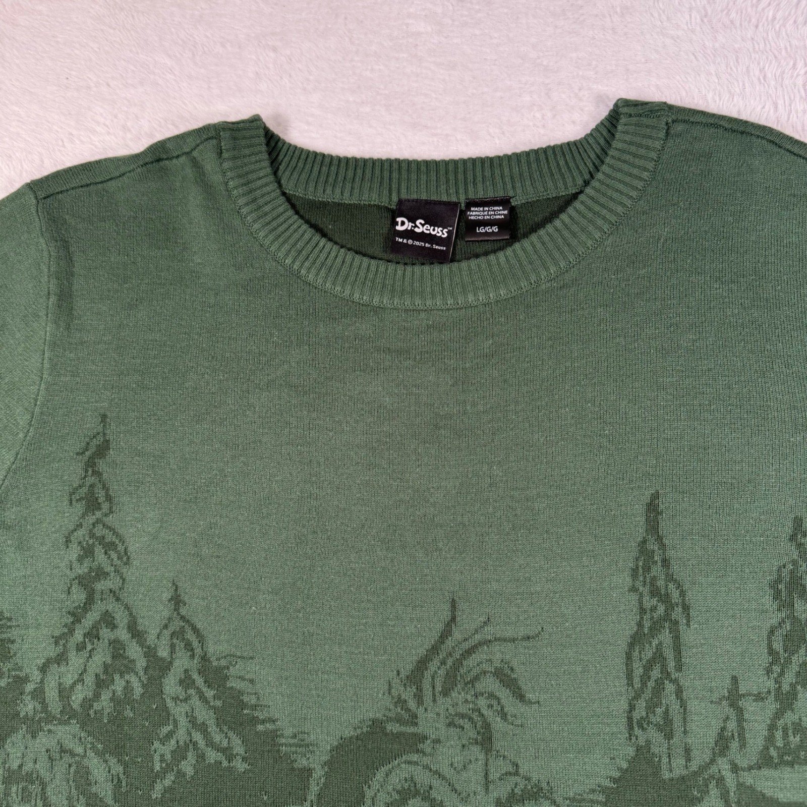 Dr. Seuss The Grinch Sweater Mens Large Green Whoville Graphic Knit