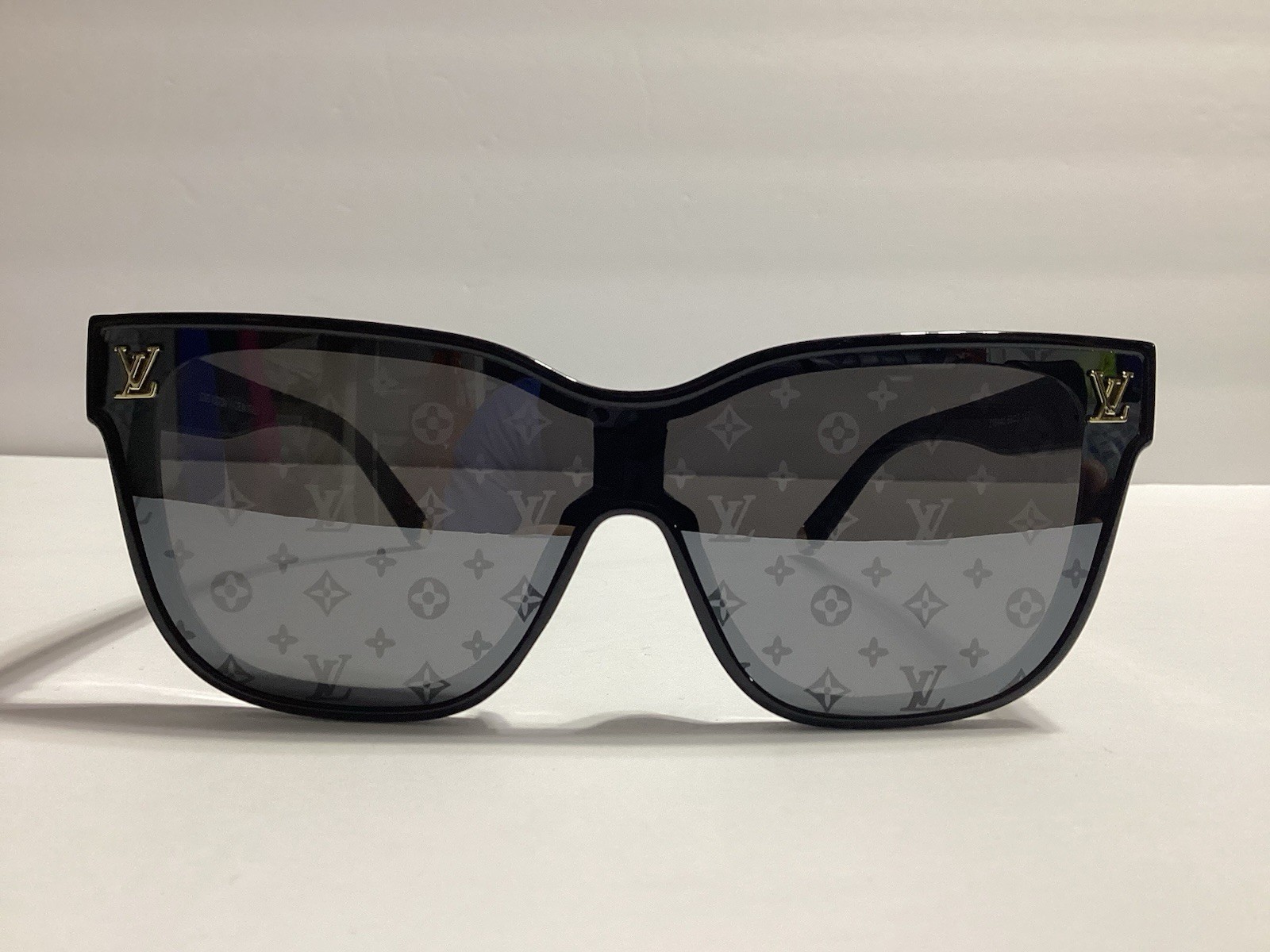 Designer Monogram Lens Sunglasses Unisex Black